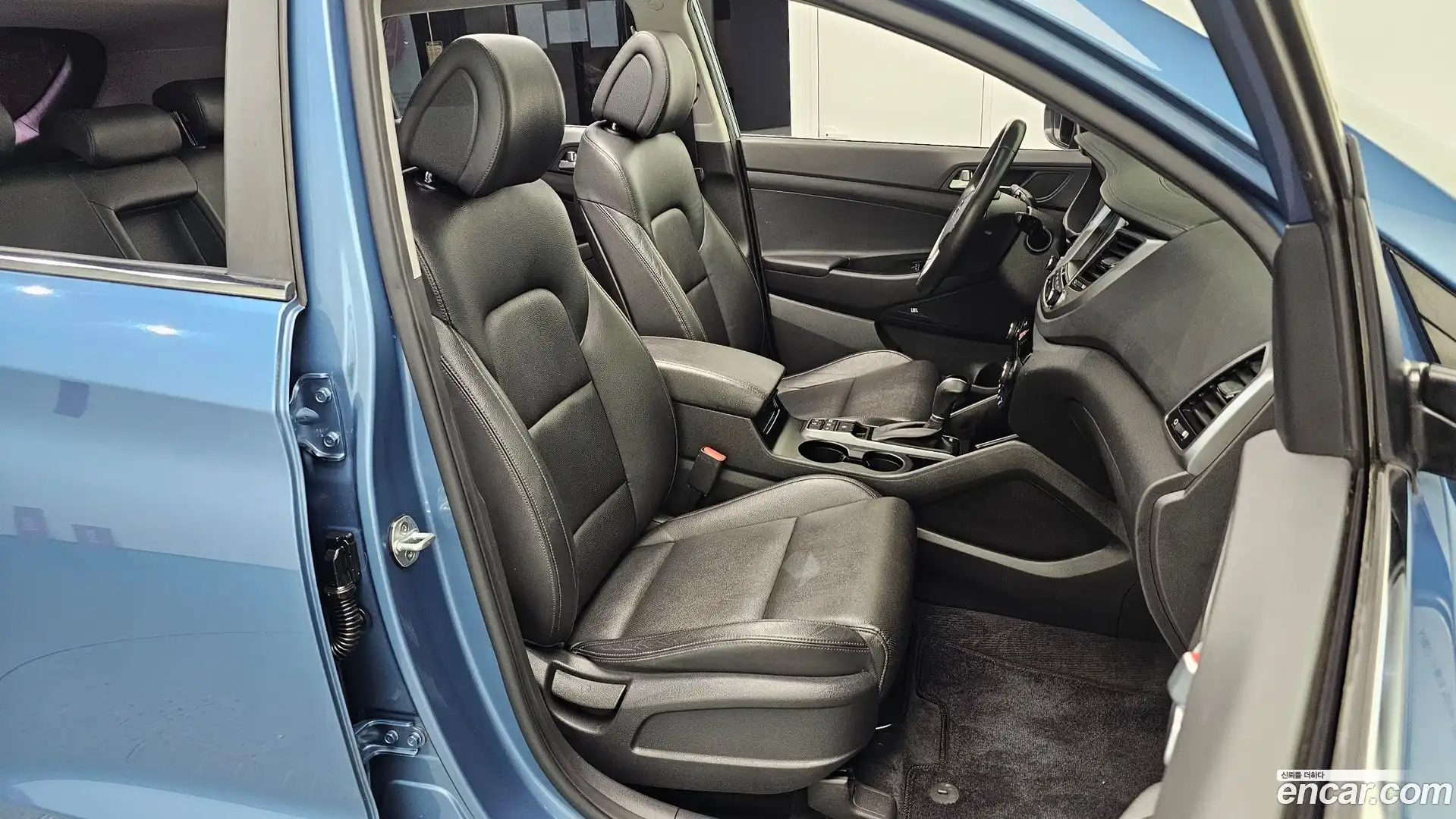 Tucson Hyundai 2016.3-INNER-036