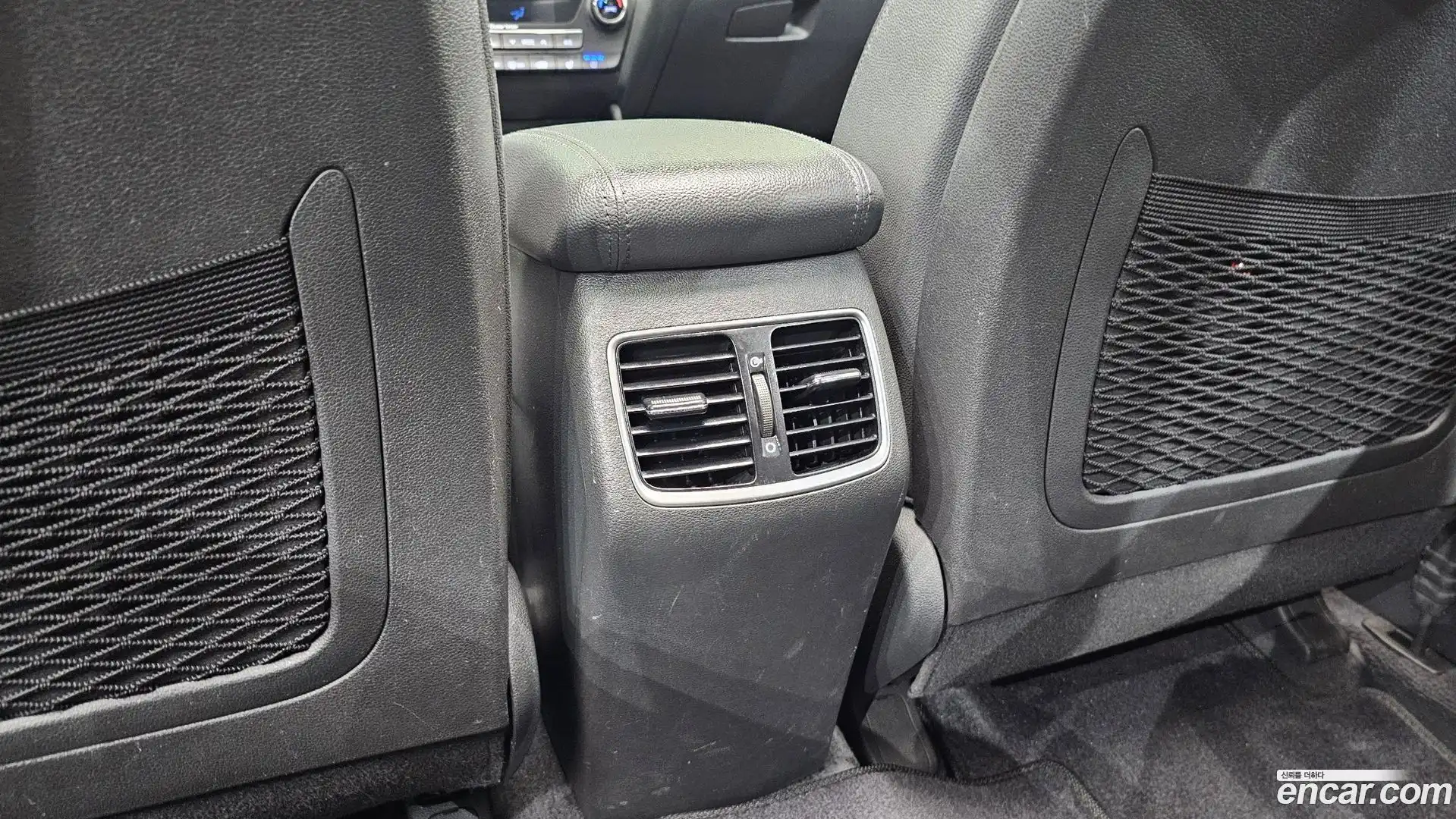 Tucson Hyundai 2016.3-OPTION-042