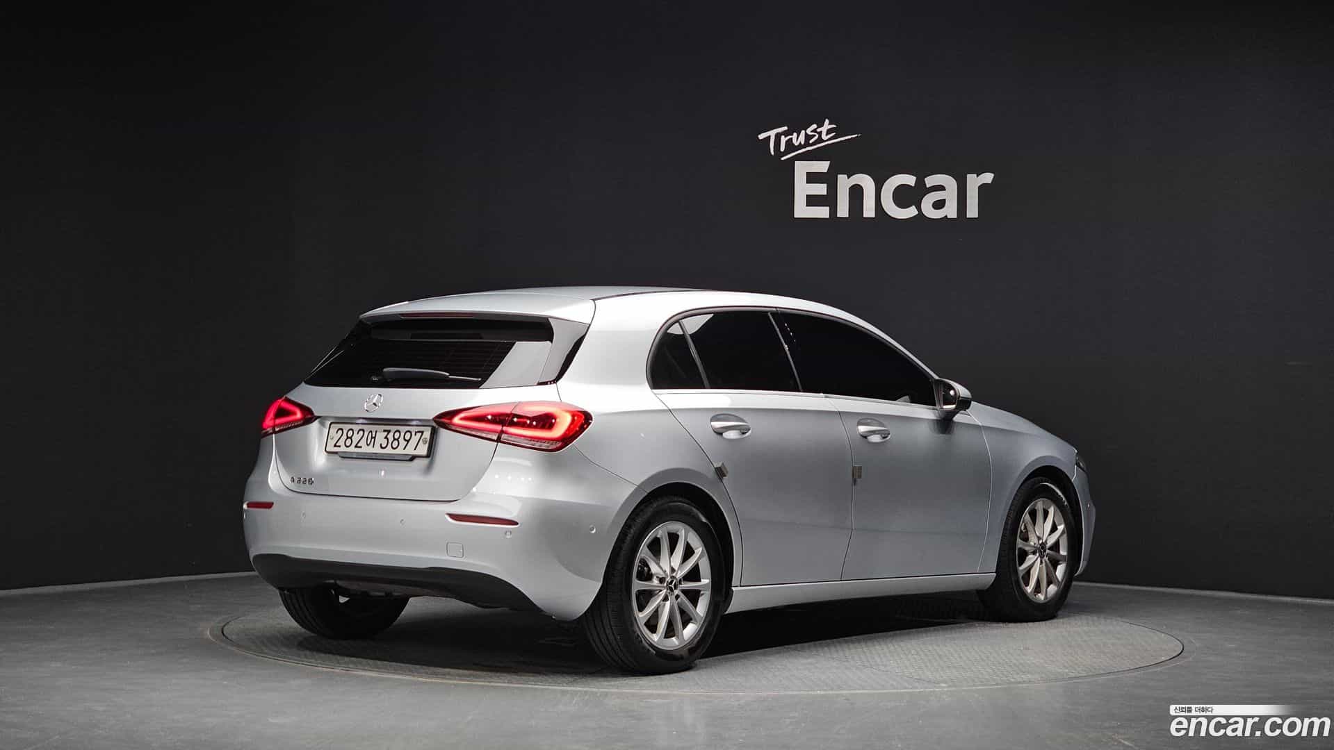 A-Class Mercedes-Benz 2019.11-OUTER-002