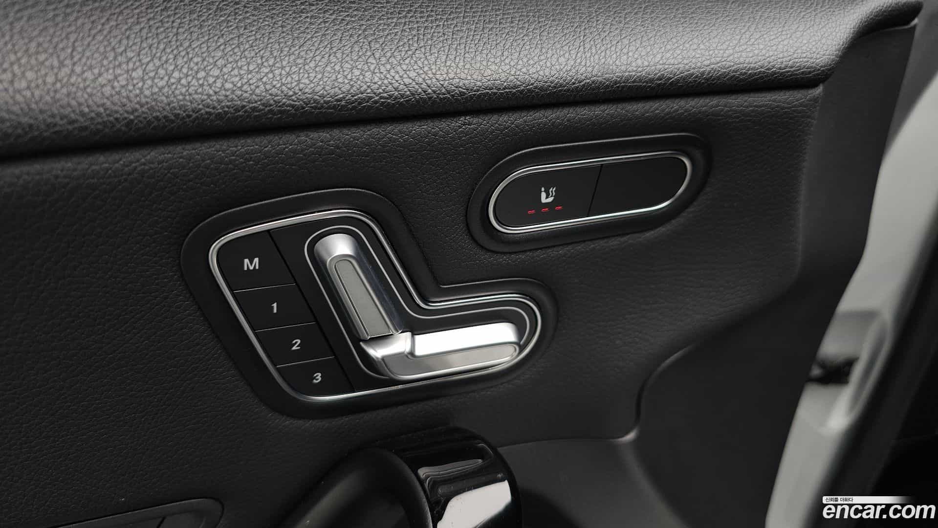 A-Class Mercedes-Benz 2019.11-OPTION-022