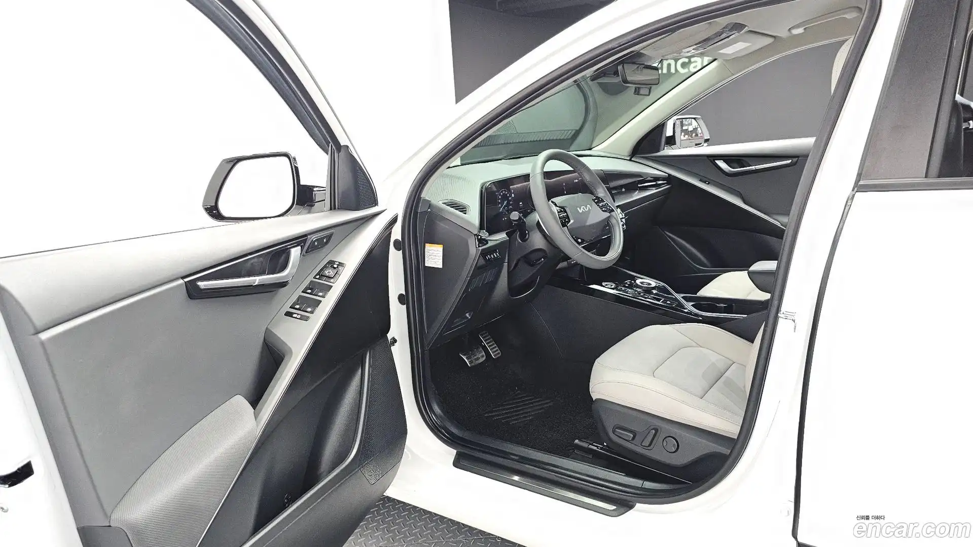 Niro Kia 2022.5-INNER-010