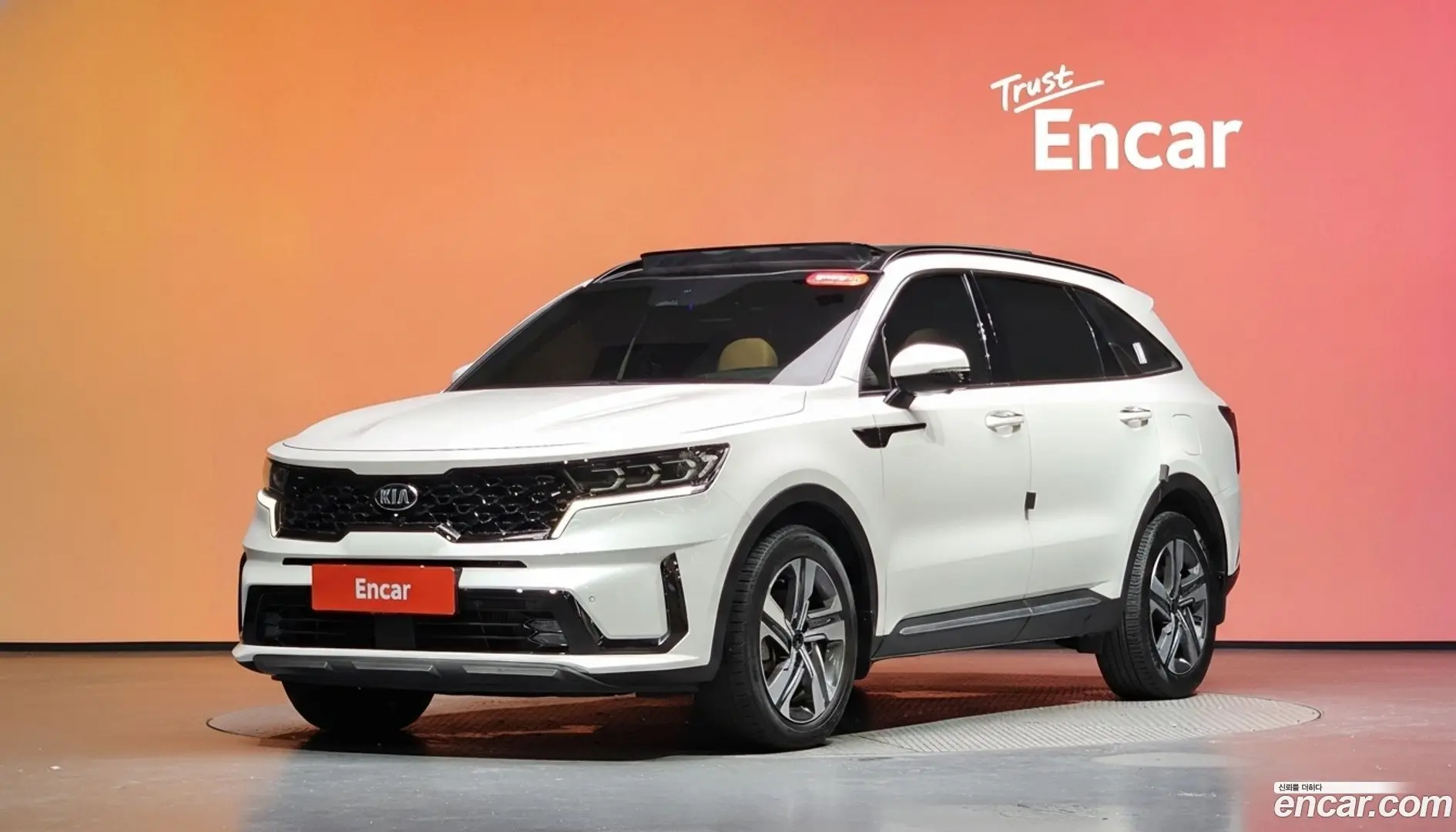 Main__Slider__Photo:Sorento Kia 2021.0-0