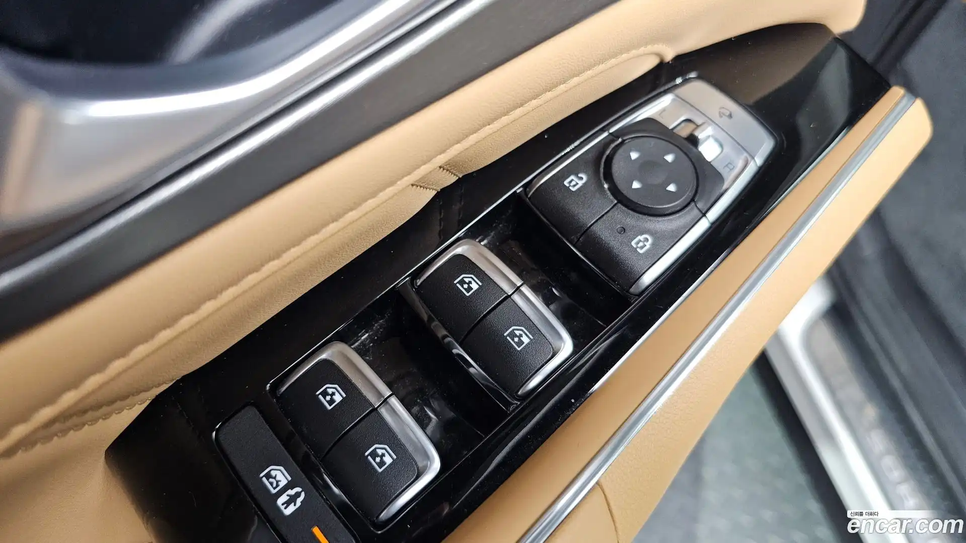 Sorento Kia 2021.0-OPTION-043
