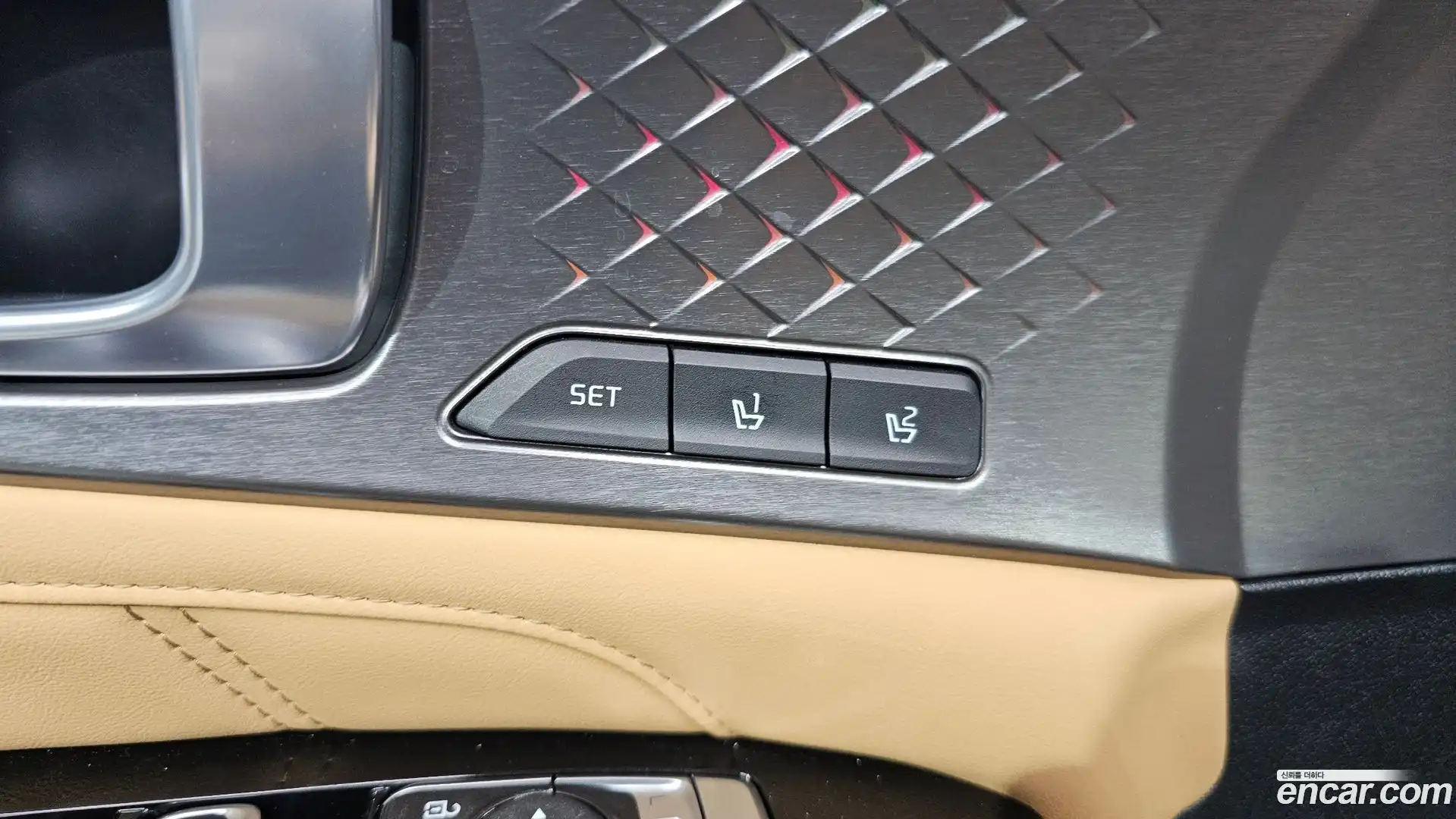 Sorento Kia 2021.0-OPTION-046