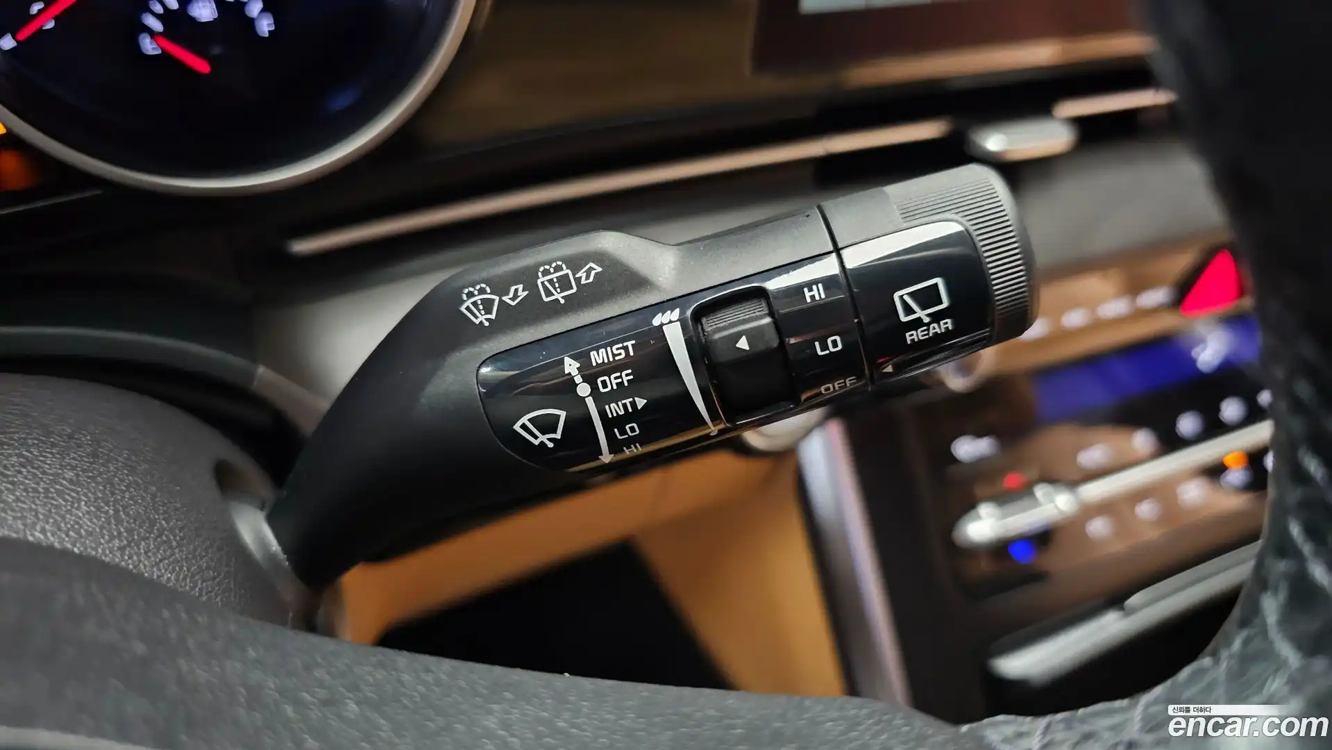 Canival Kia 2021.6-OPTION-023