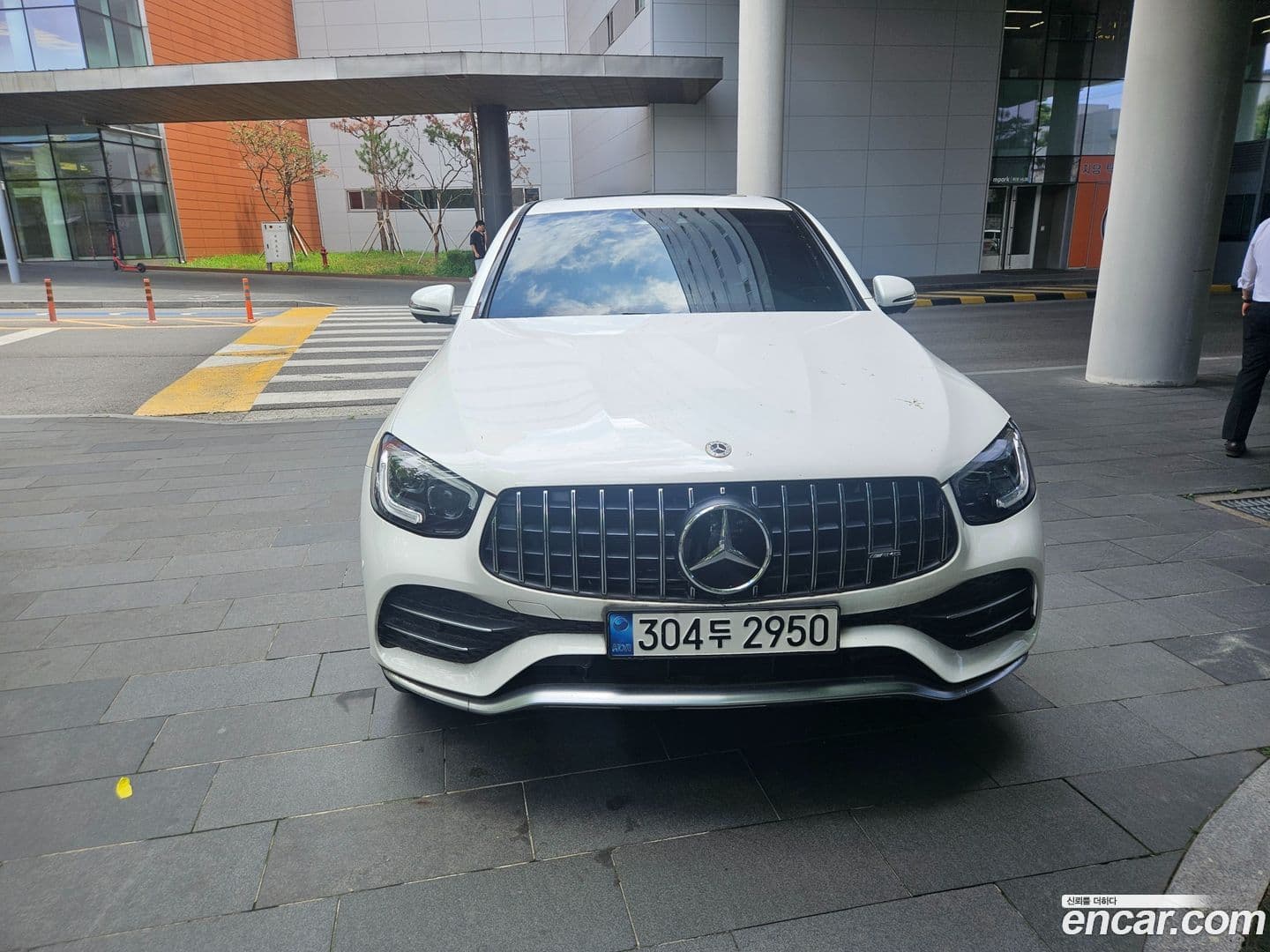 Main__Slider__Photo:GLC-Class Mercedes-Benz 2021.11-0