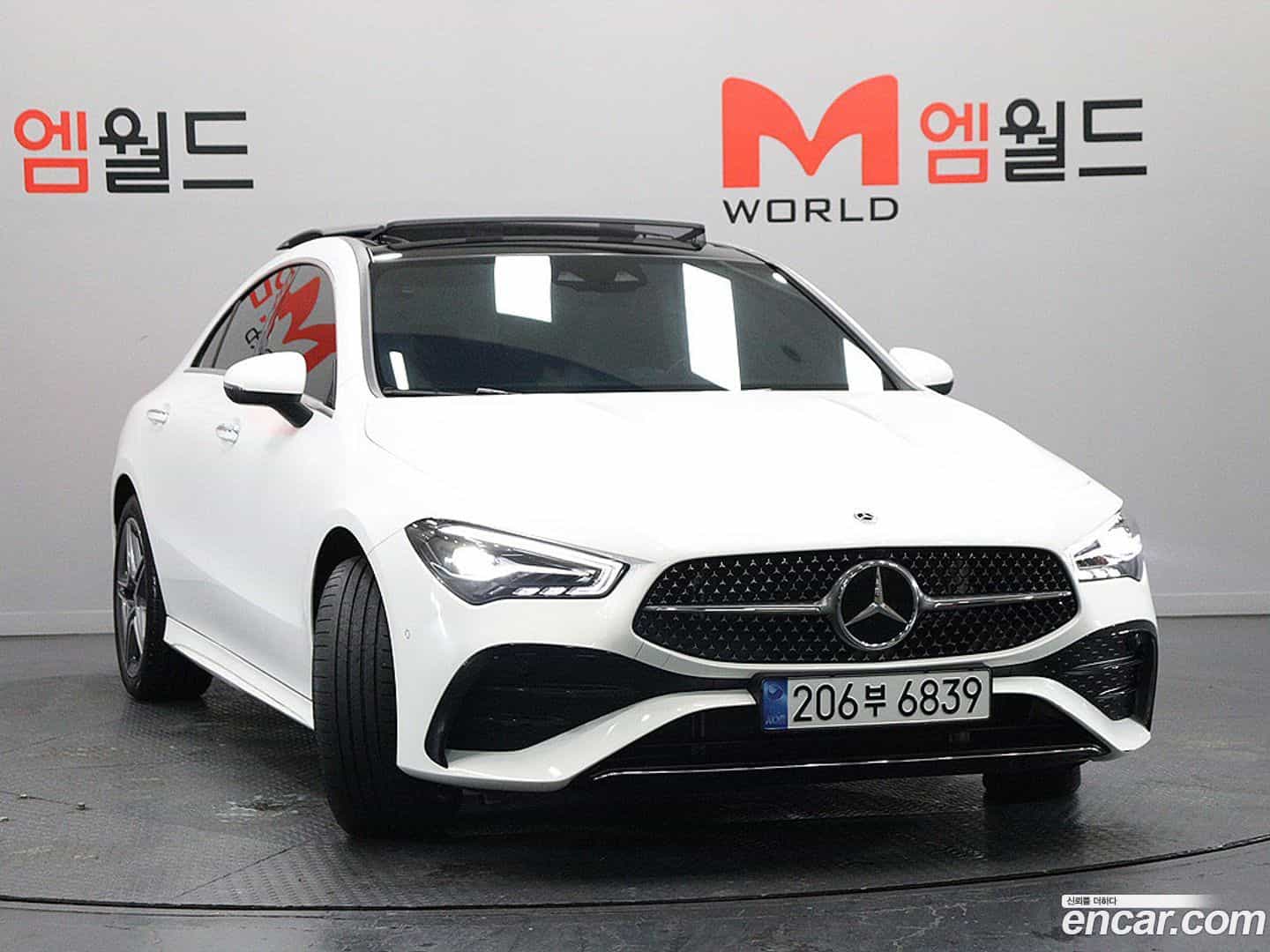 CLA-Class Mercedes-Benz 2024.4-OUTER-003