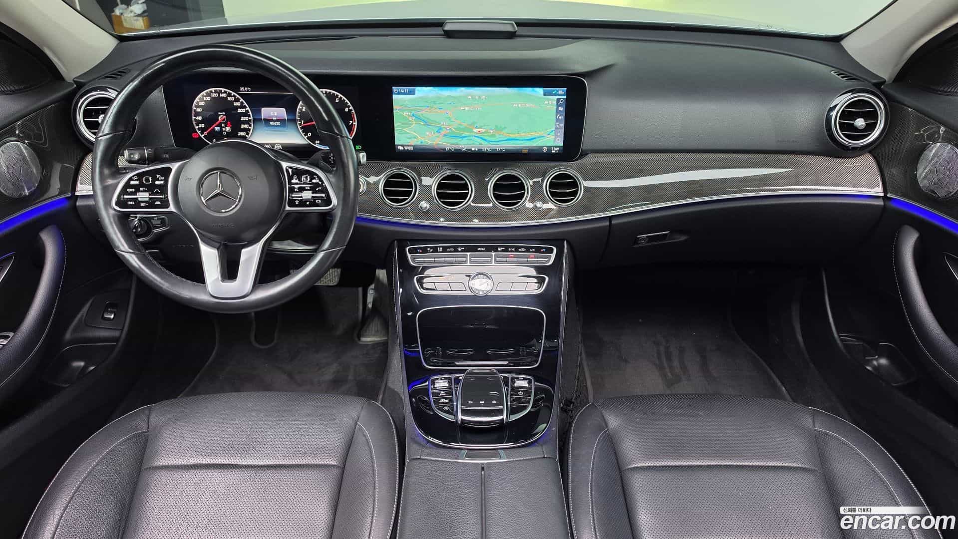E-Class Mercedes-Benz 2020.5-INNER-007