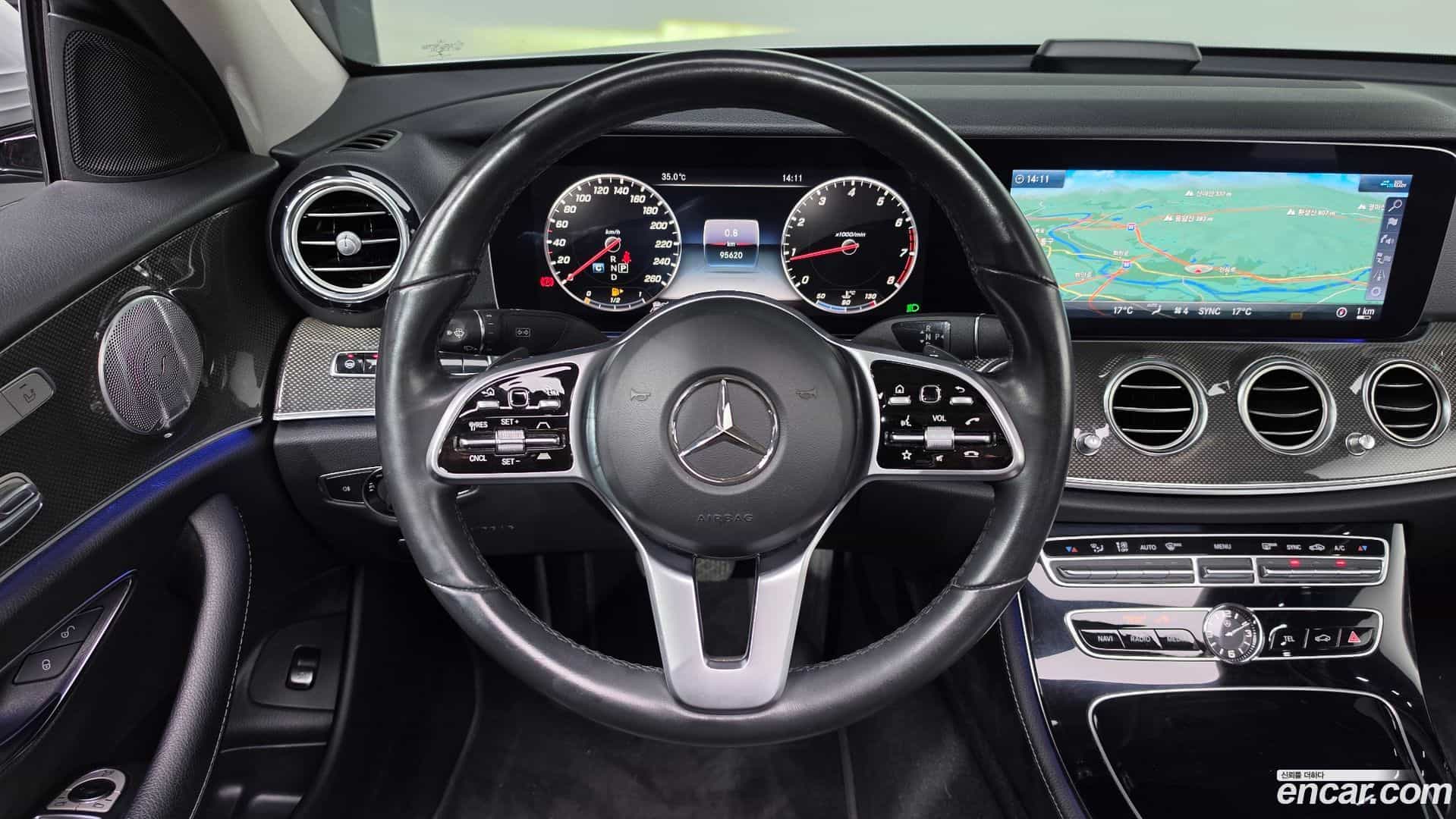 E-Class Mercedes-Benz 2020.5-OPTION-016