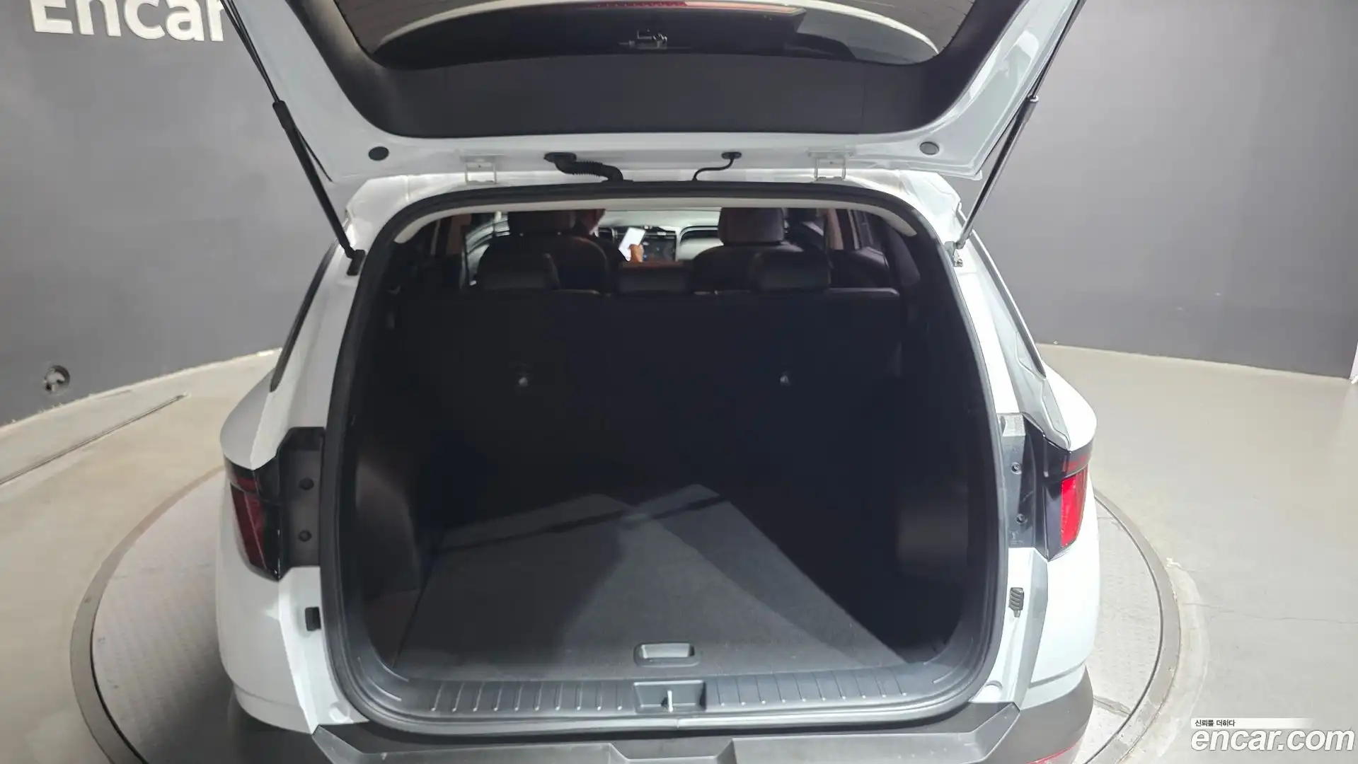 Tucson Hyundai 2022.6-OPTION-024