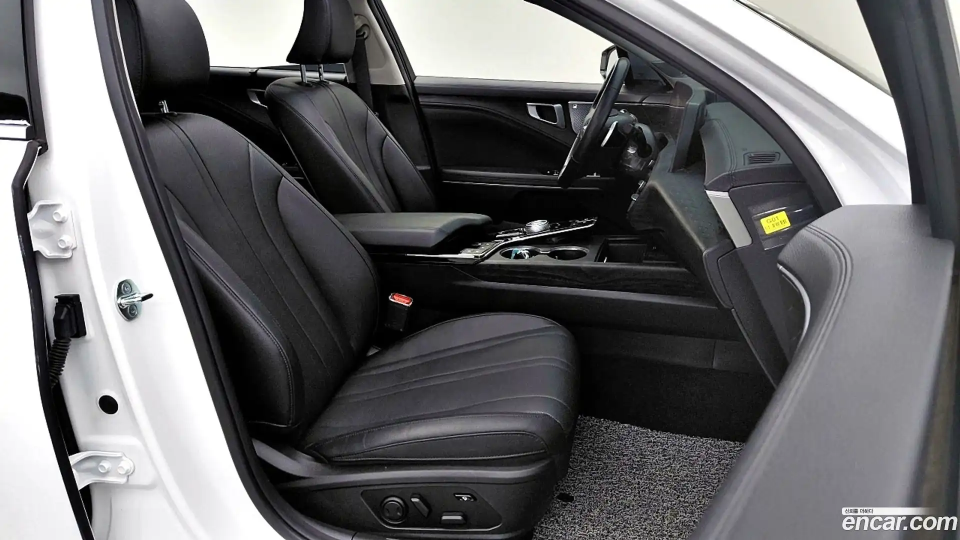 K8 Kia 2023.3-INNER-010