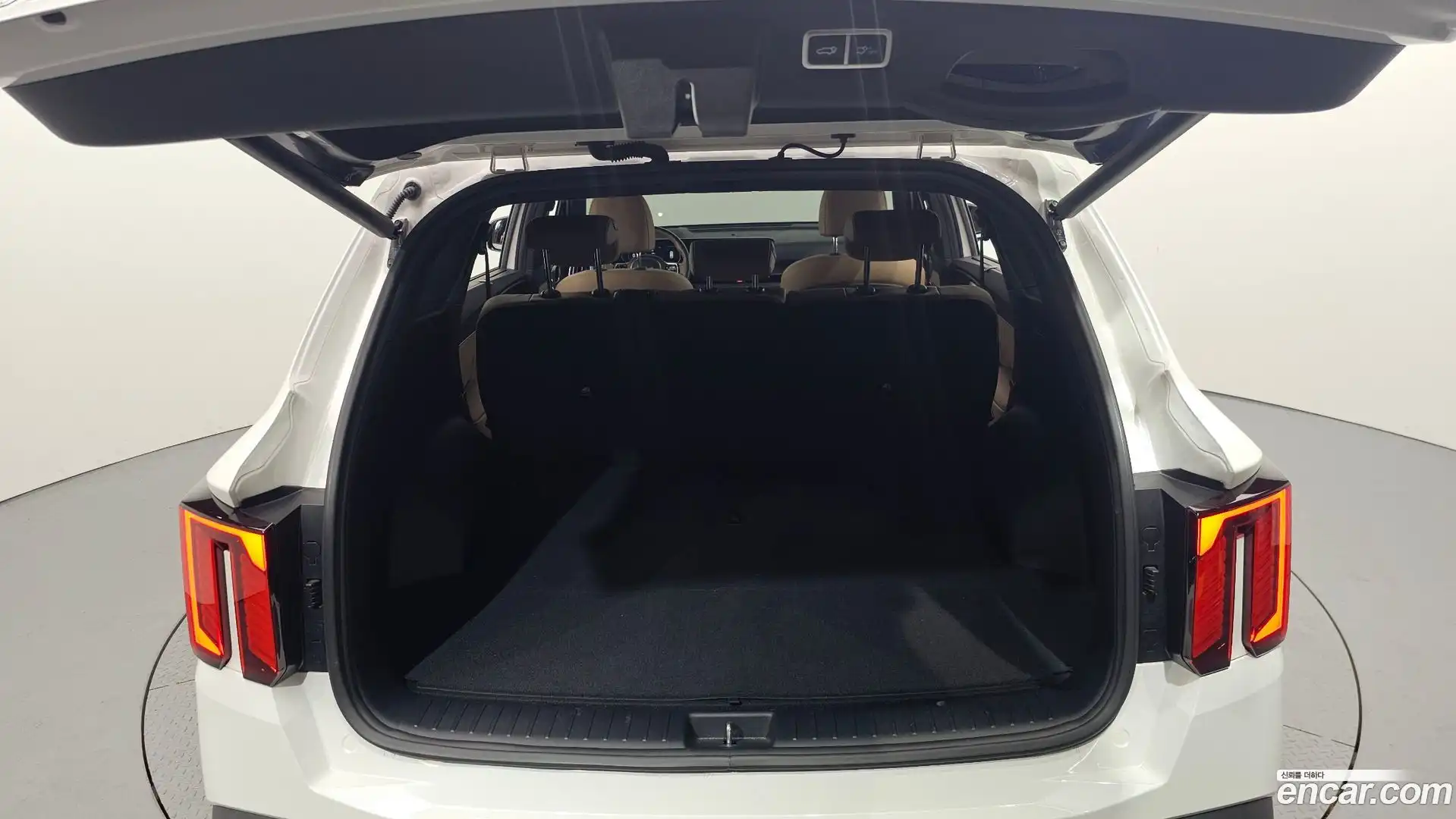 Sorento Kia 2024.6-OPTION-024