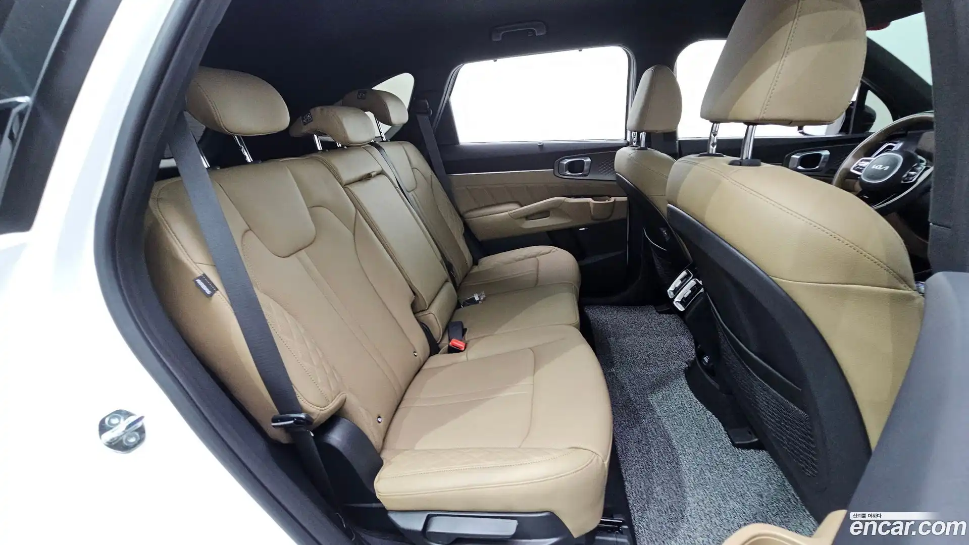 Sorento Kia 2024.6-OPTION-048