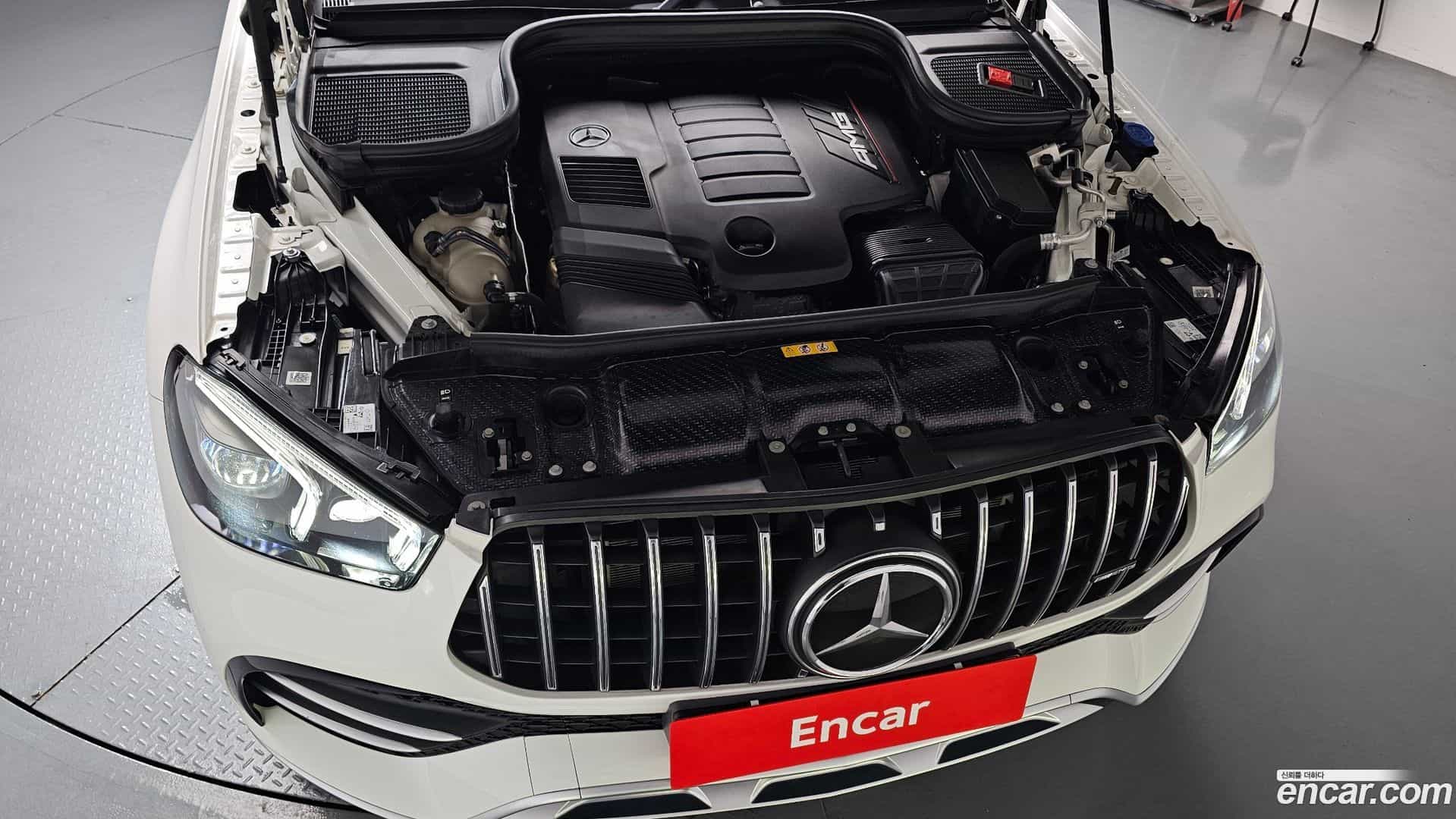 GLE-Class Mercedes-Benz 2023.4-OUTER-006