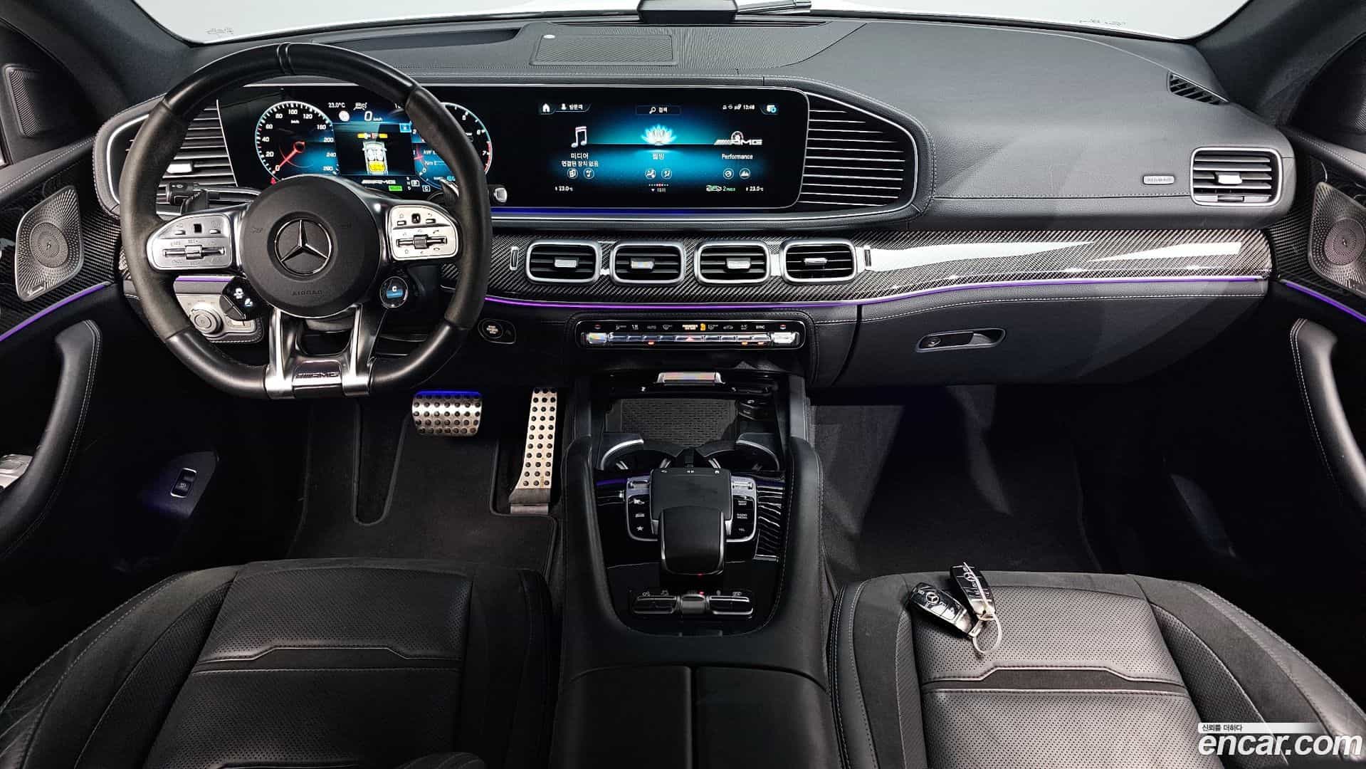 GLE-Class Mercedes-Benz 2023.4-INNER-007