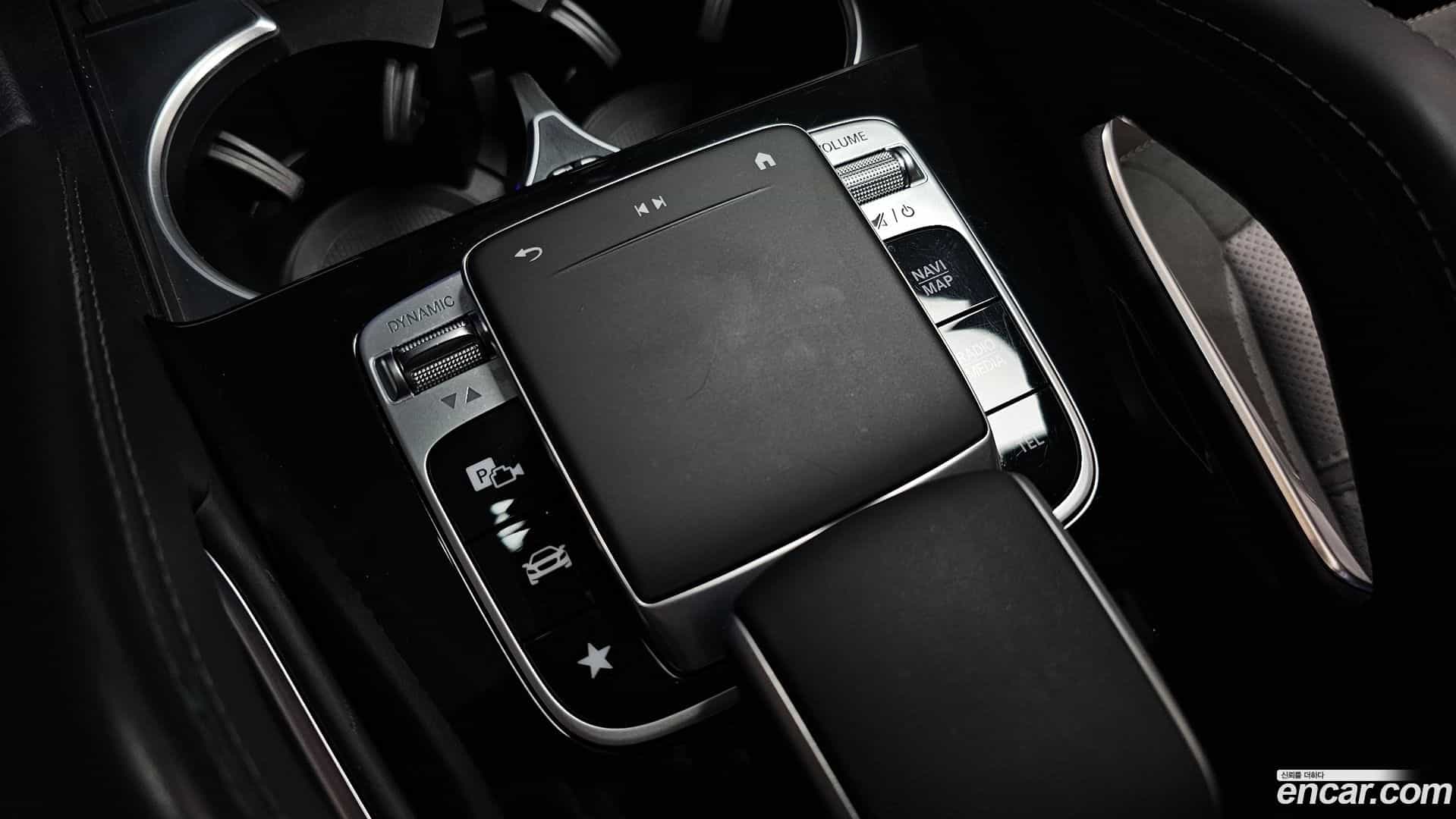 GLE-Class Mercedes-Benz 2023.4-OPTION-043