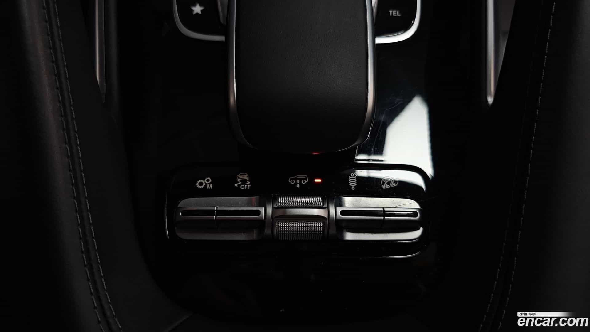 GLE-Class Mercedes-Benz 2023.4-OPTION-044