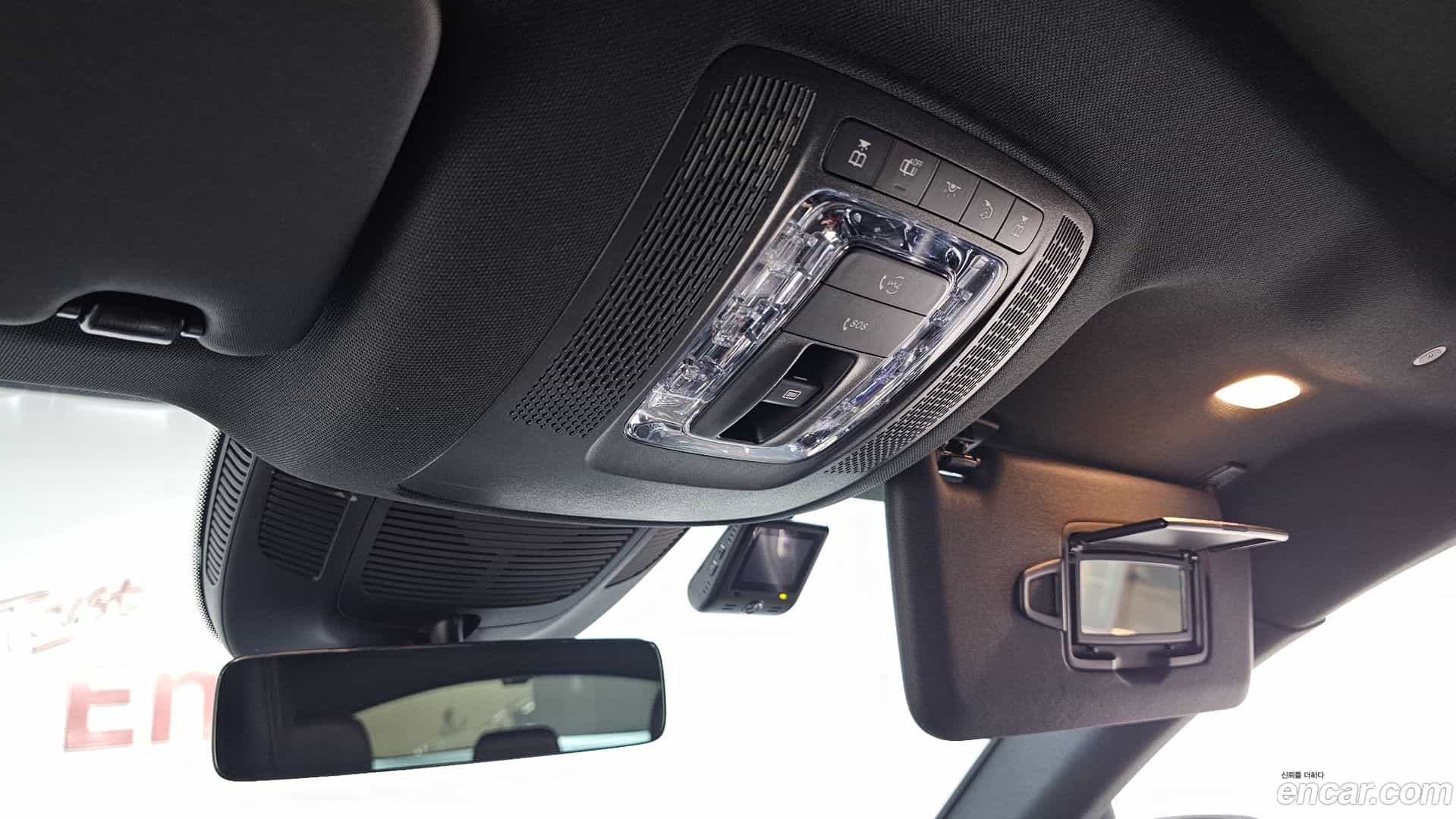 GLE-Class Mercedes-Benz 2023.4-OPTION-046