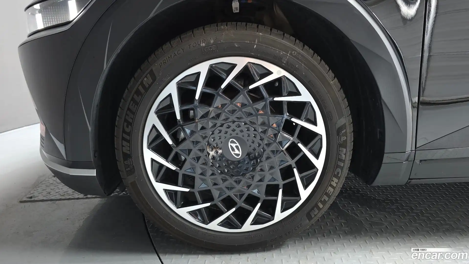 Ioniq5 Hyundai 2023.11-OUTER-005