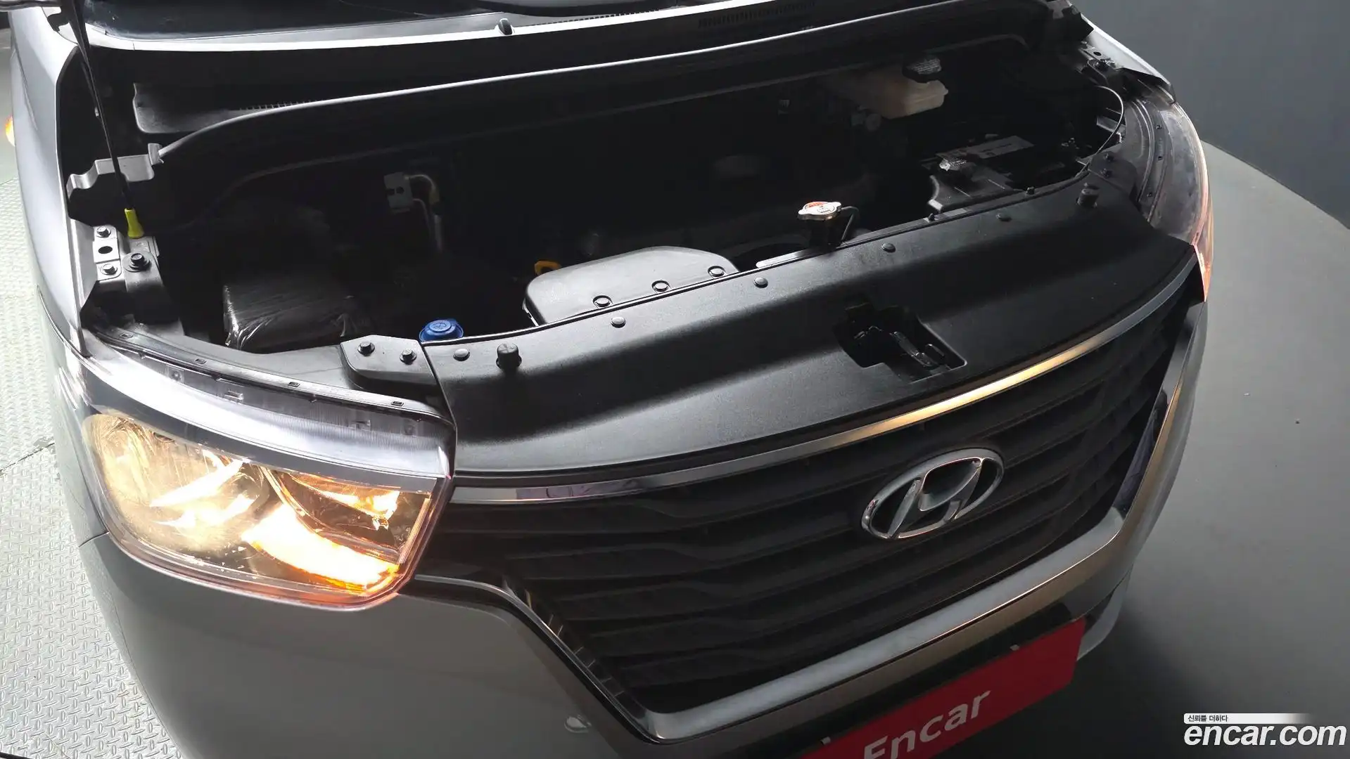 Starex Hyundai 2021.1-OUTER-006