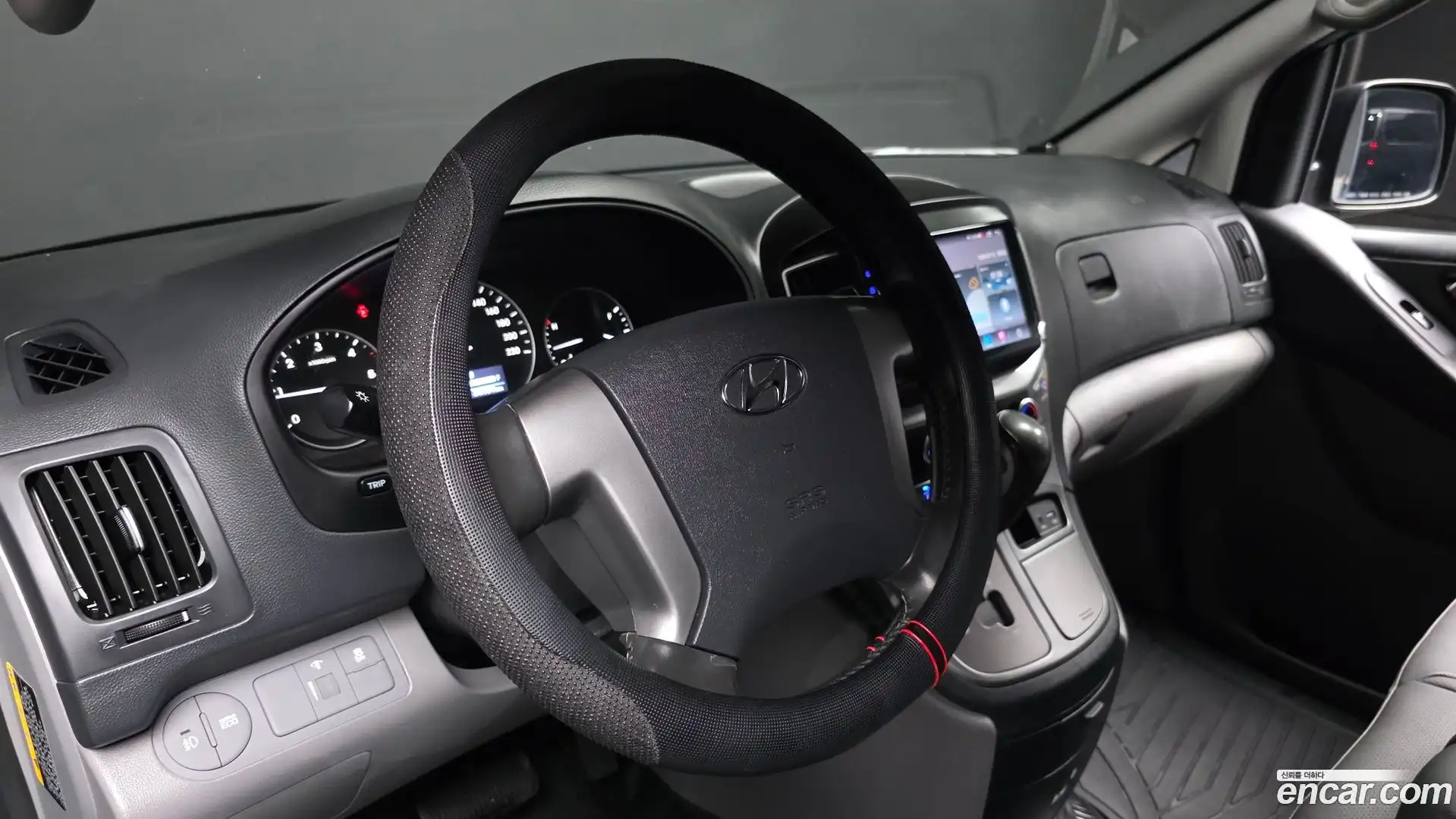 Starex Hyundai 2021.1-OPTION-016