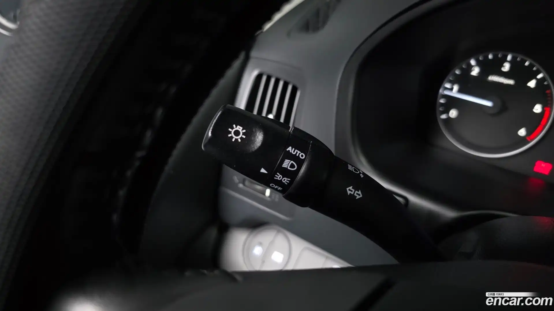 Starex Hyundai 2021.1-OPTION-022