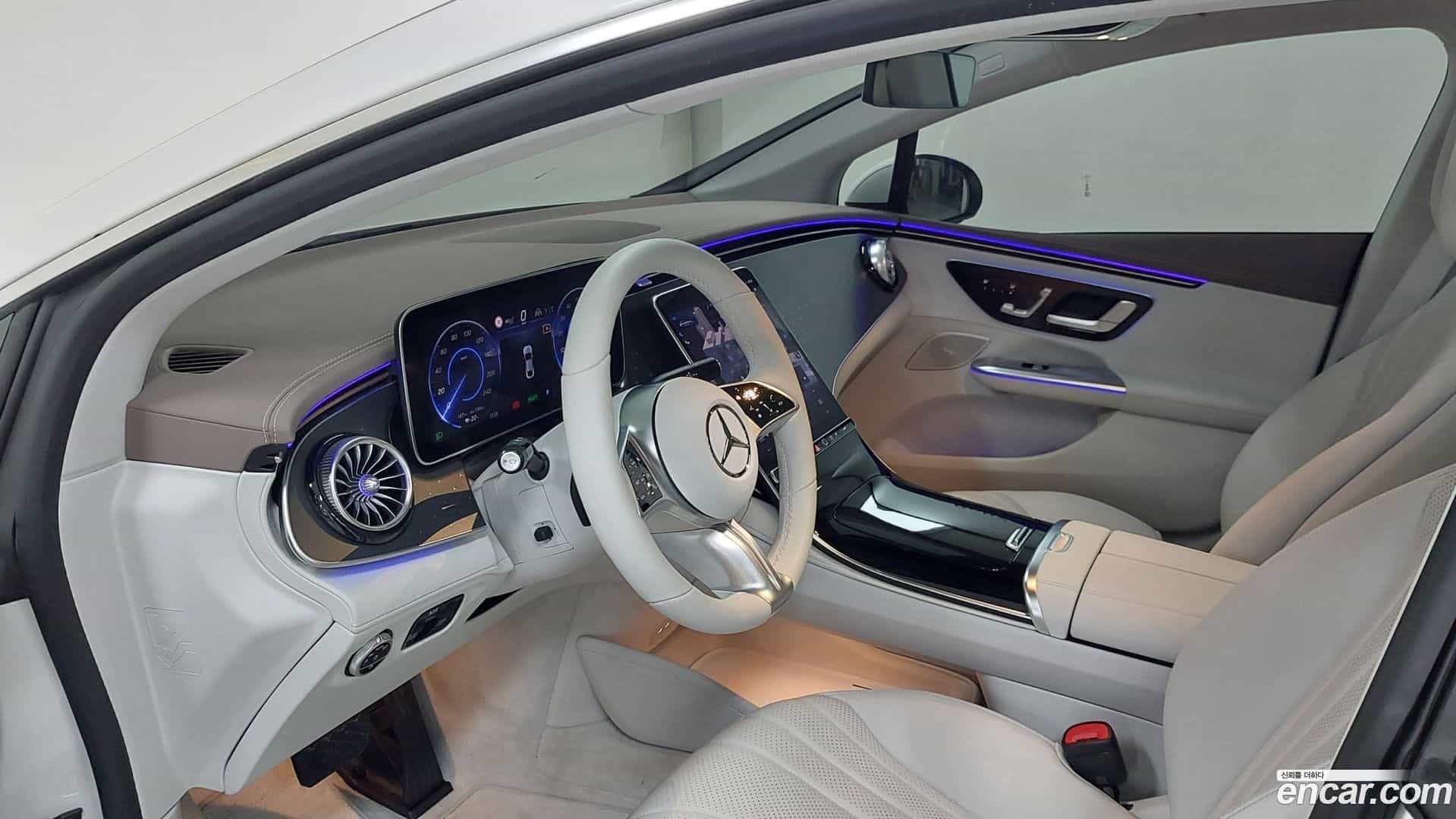 EQE Mercedes-Benz 2024.9-OPTION-018