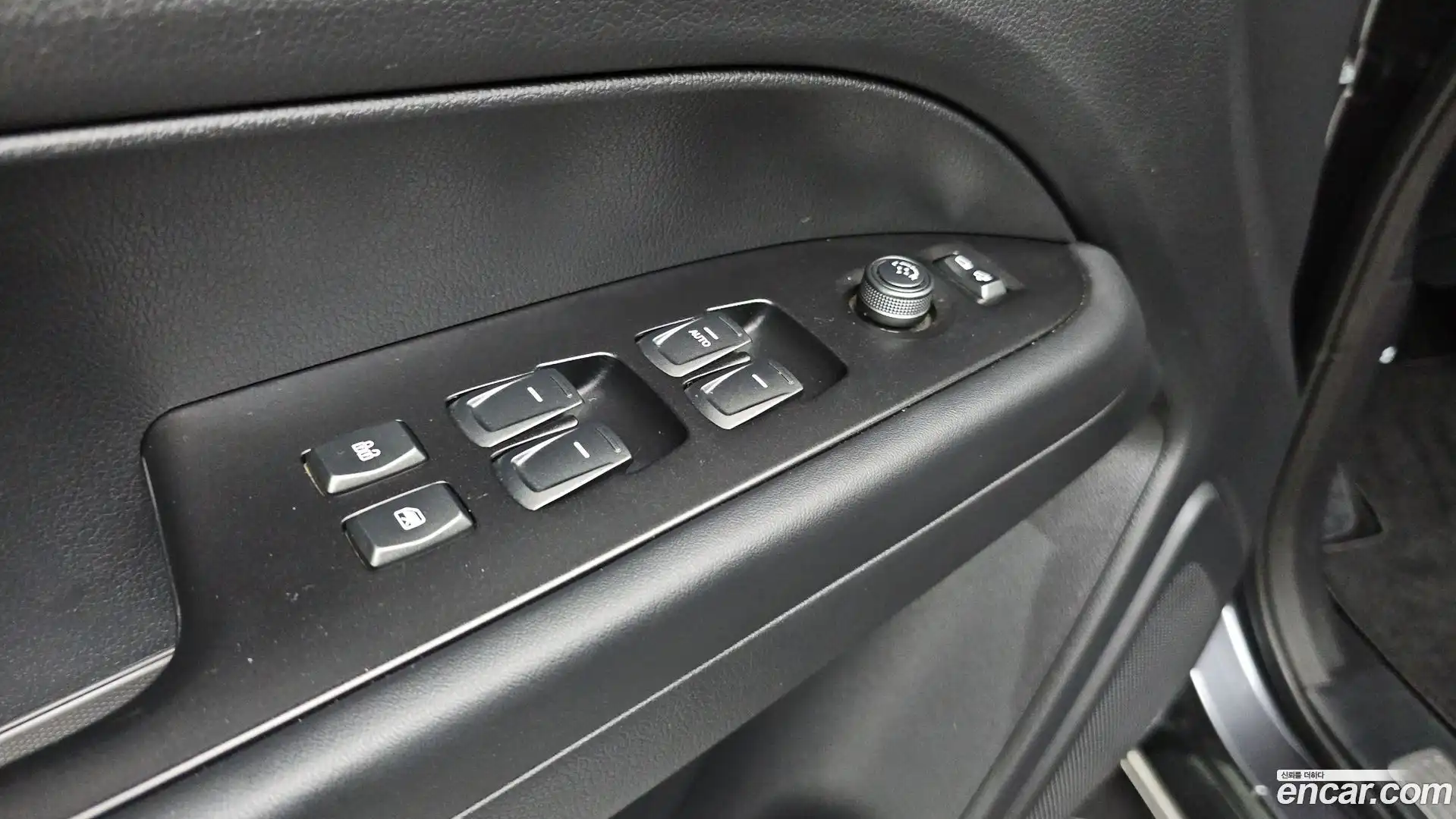 Rexton KG Mobility 2019.8-OPTION-042
