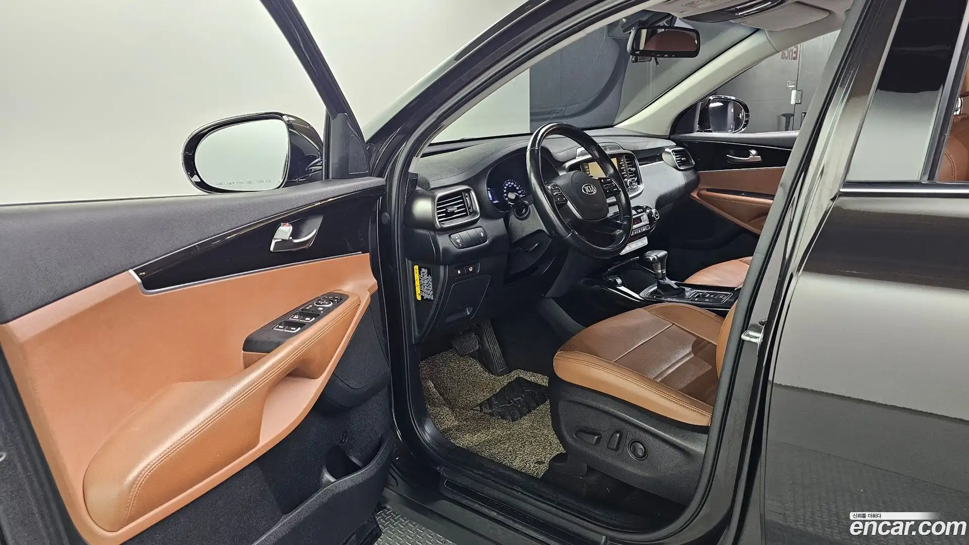 Sorento Kia 2018.0-INNER-010