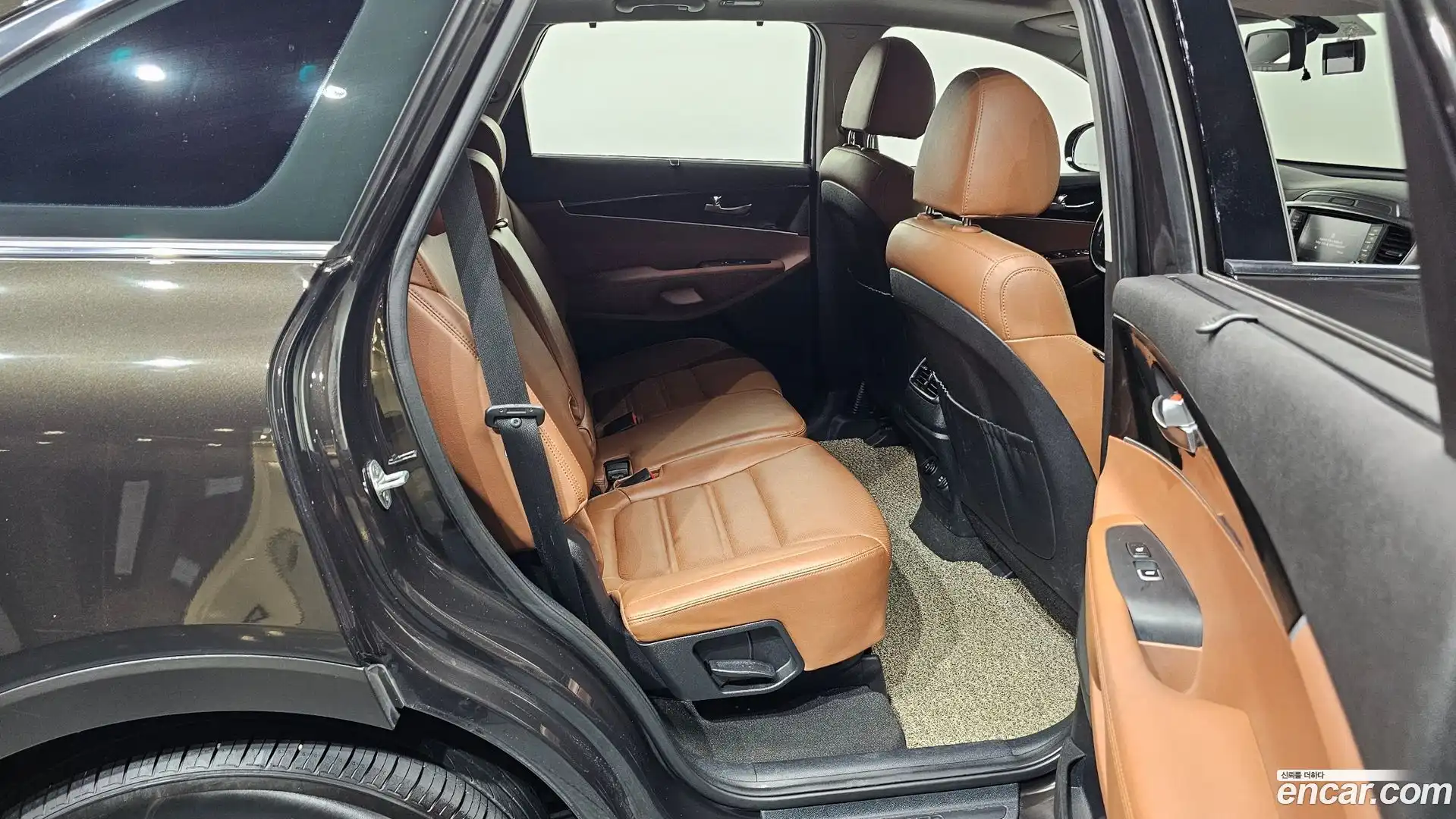 Sorento Kia 2018.0-OPTION-015