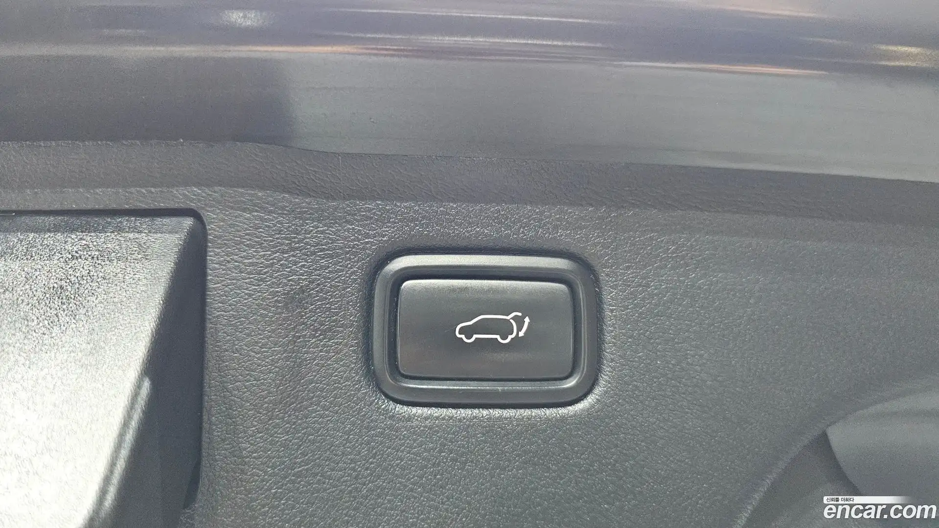 Sorento Kia 2018.0-OPTION-023