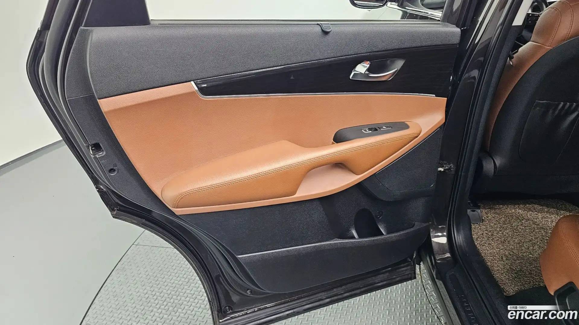 Sorento Kia 2018.0-INNER-035