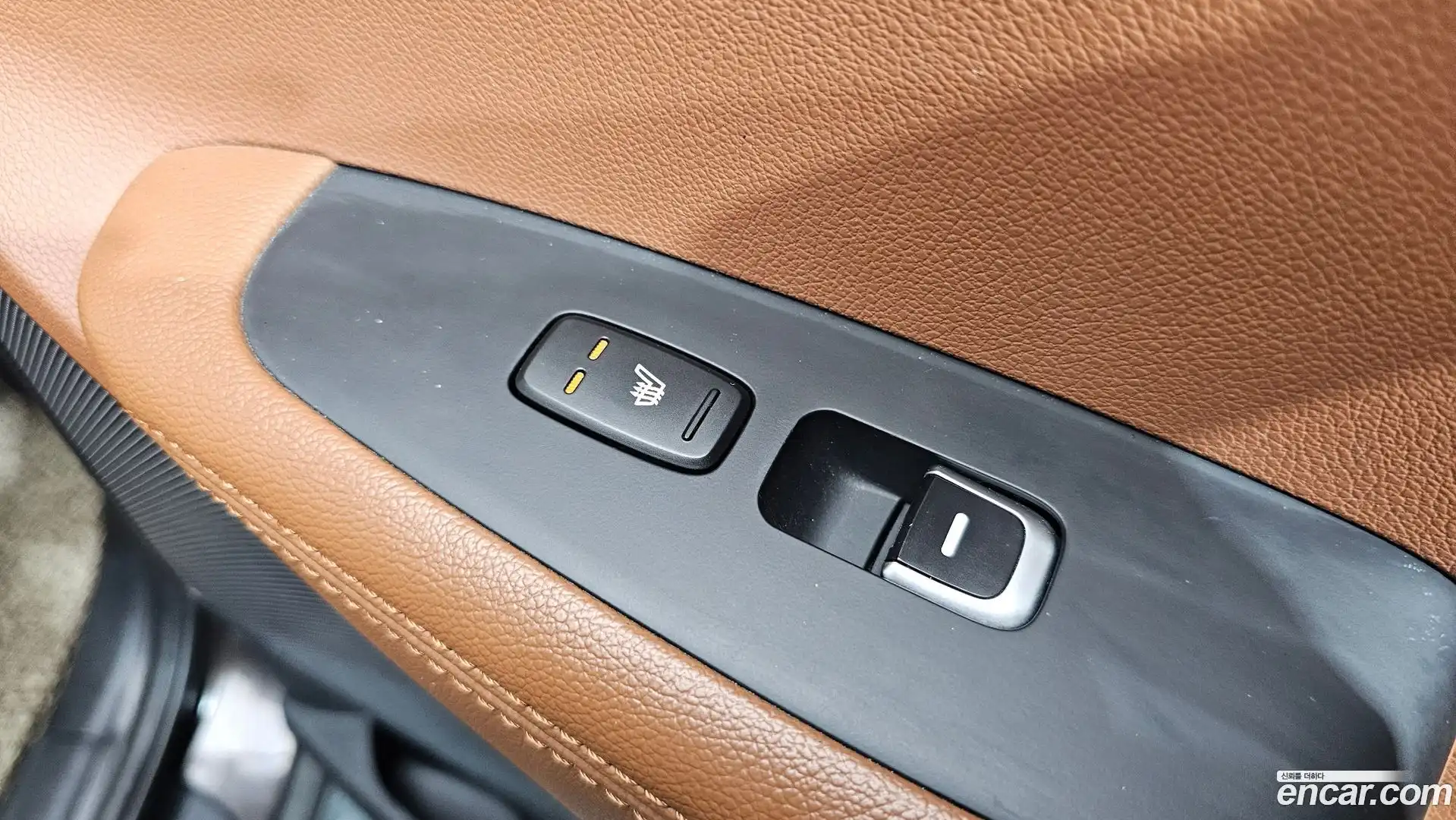 Sorento Kia 2018.0-OPTION-045