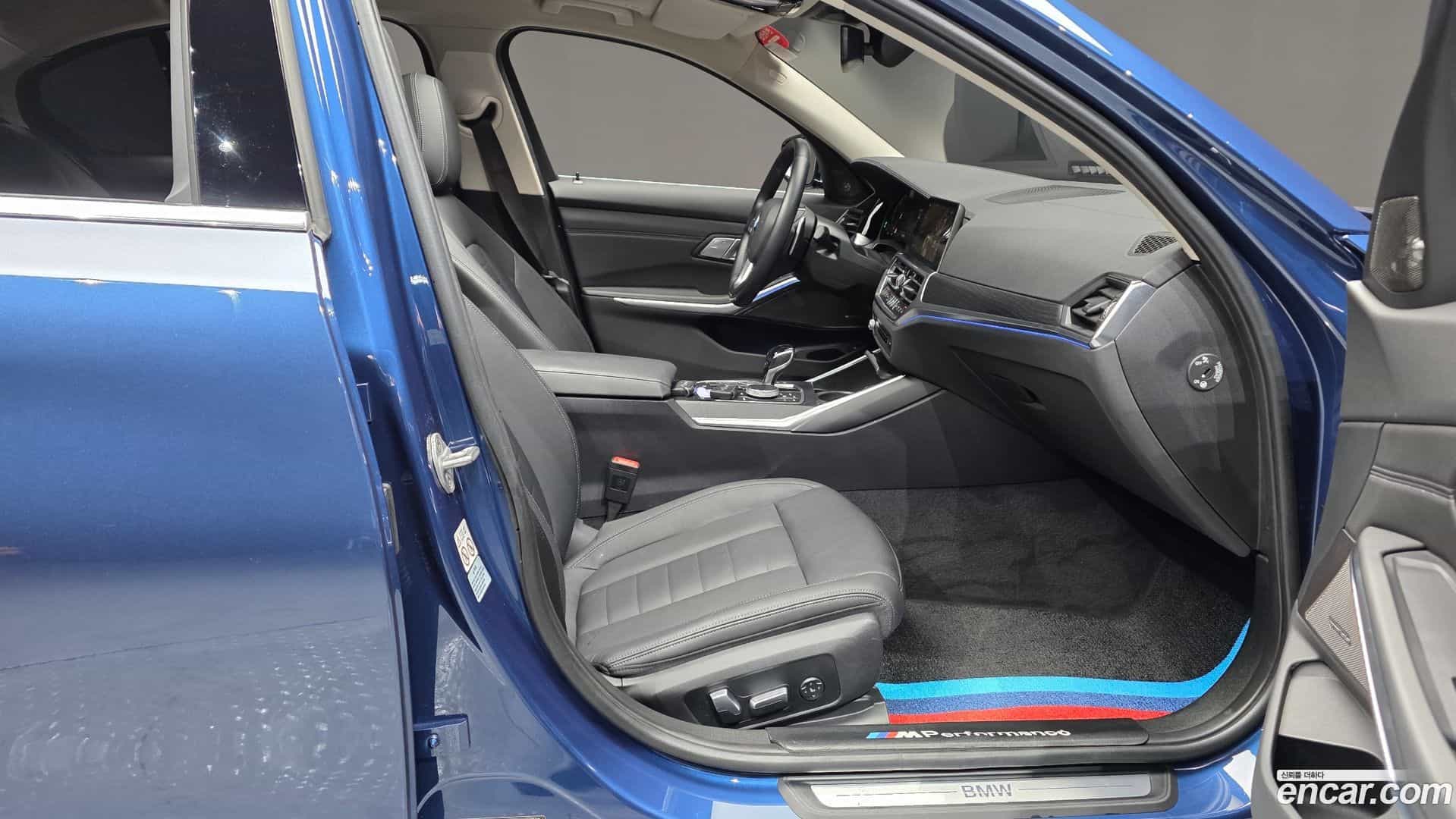 3-Series BMW 2021.3-INNER-036