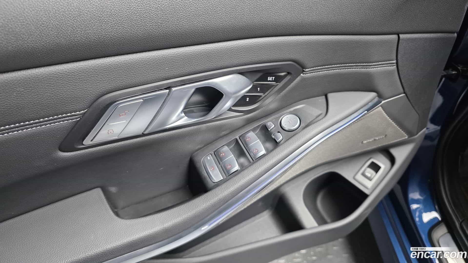 3-Series BMW 2021.3-OPTION-041