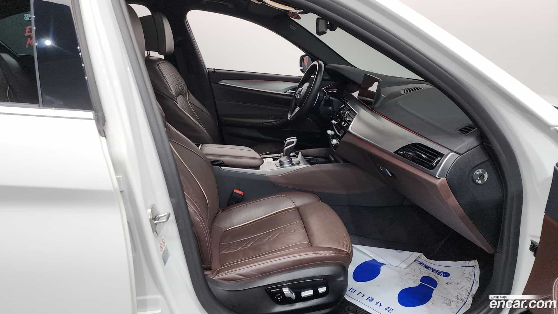 5-Series BMW 2019.6-INNER-036