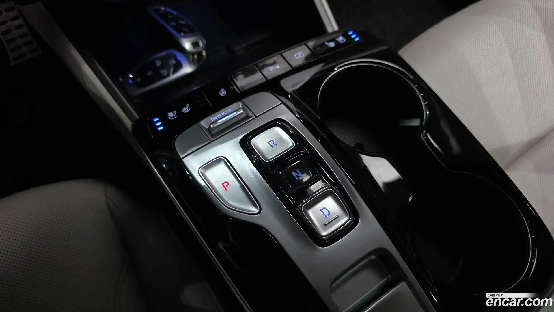 Tucson Hyundai 2022.5-INNER-009