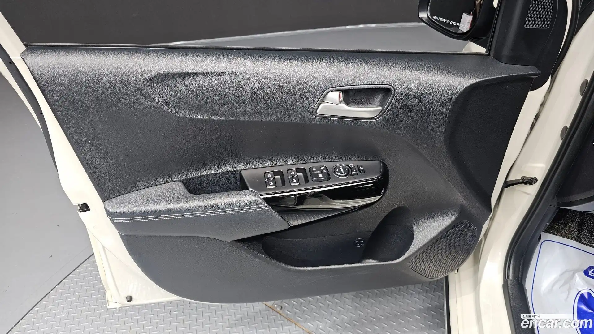 morning Kia 2022.0-INNER-034