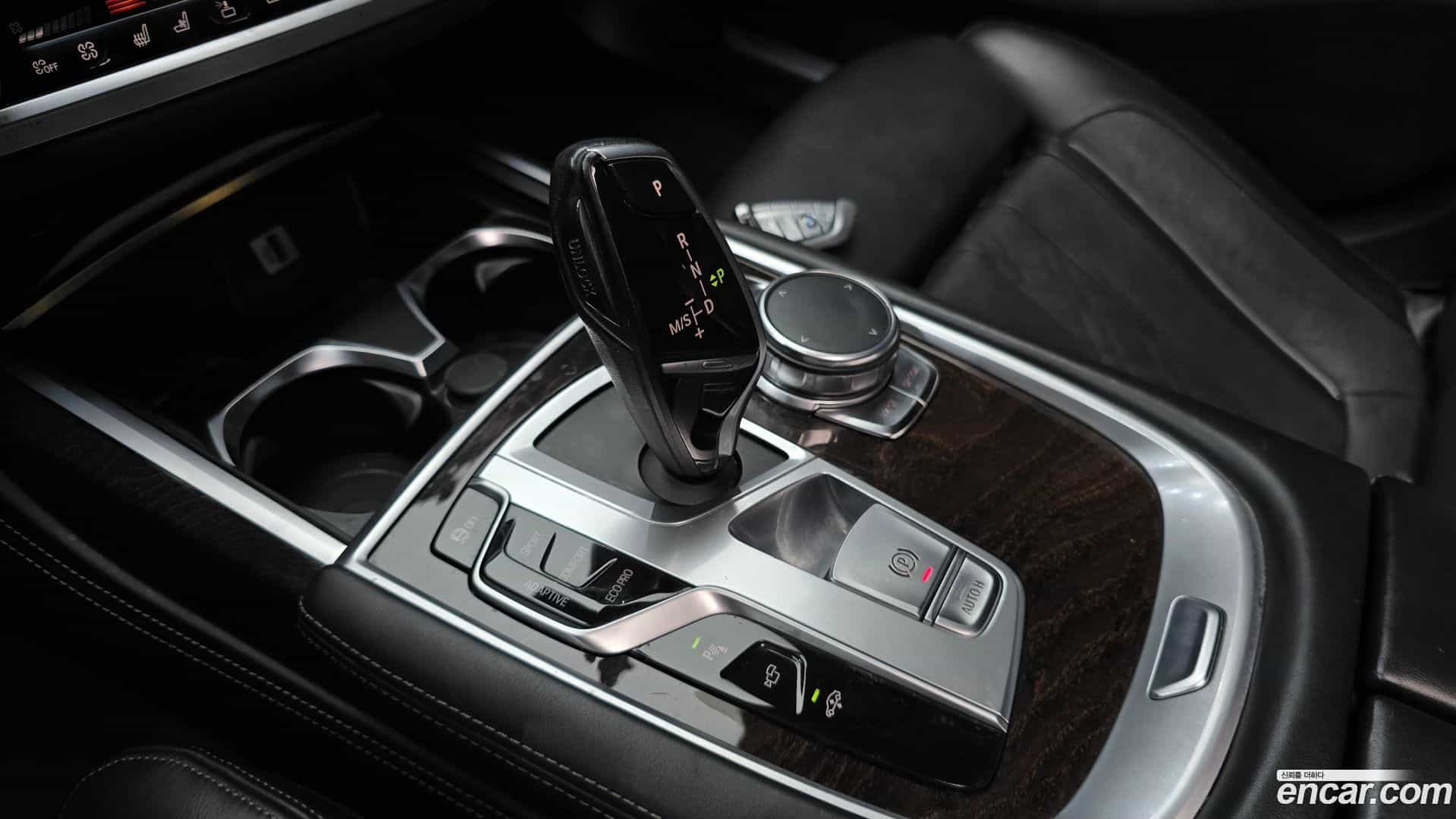 7-Series BMW 2016.11-INNER-009