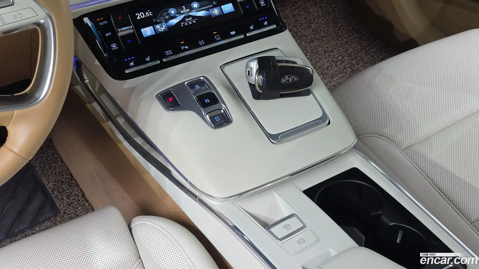 Grandeur Hyundai 2020.2-INNER-009