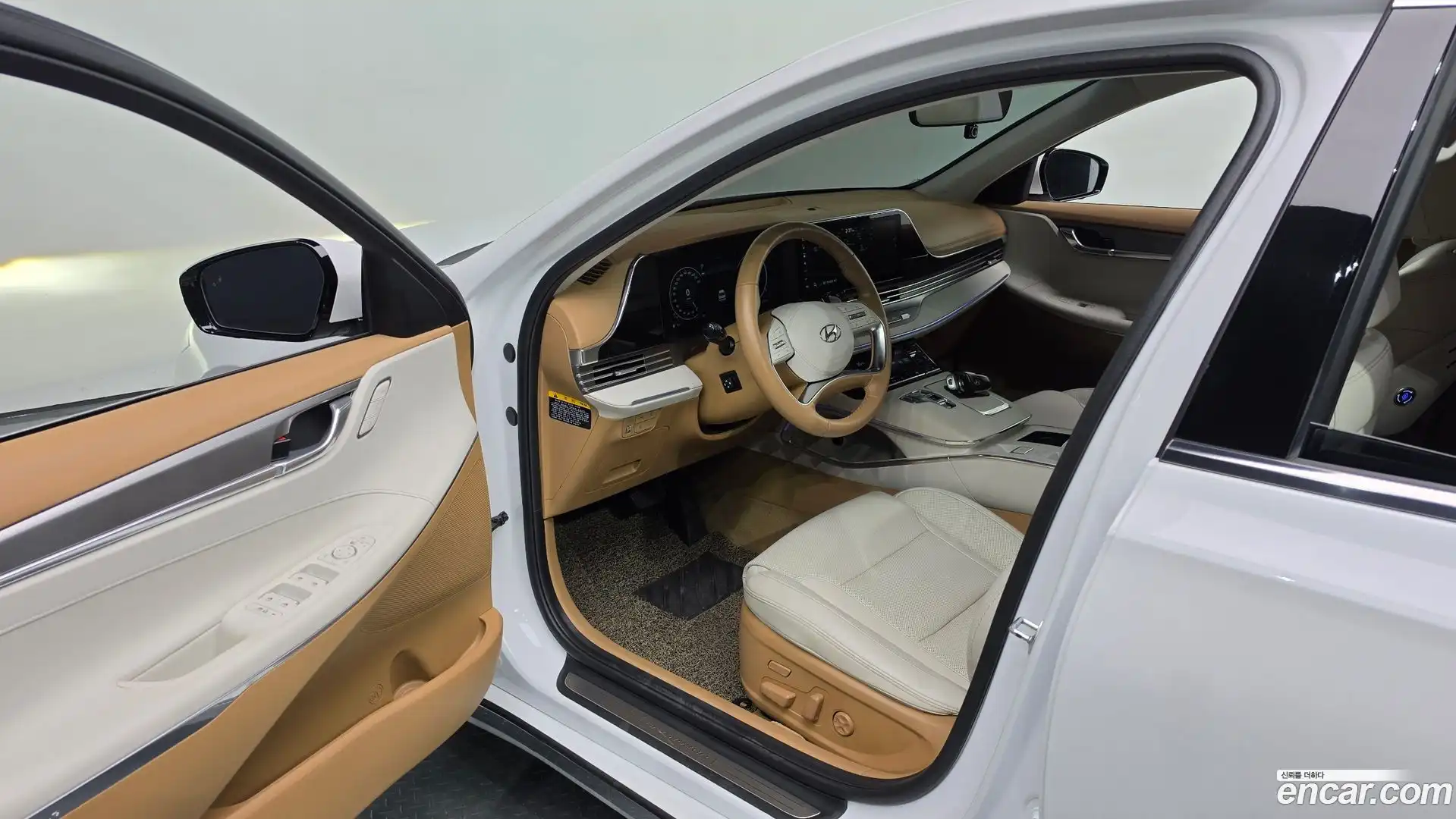 Grandeur Hyundai 2020.2-INNER-010