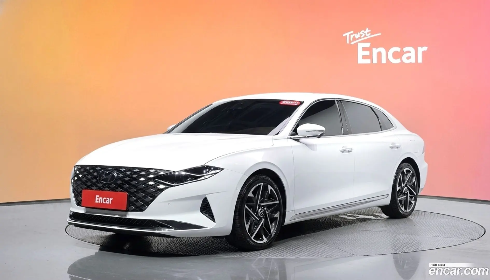Main__Slider__Photo:Grandeur Hyundai 2020.2-0