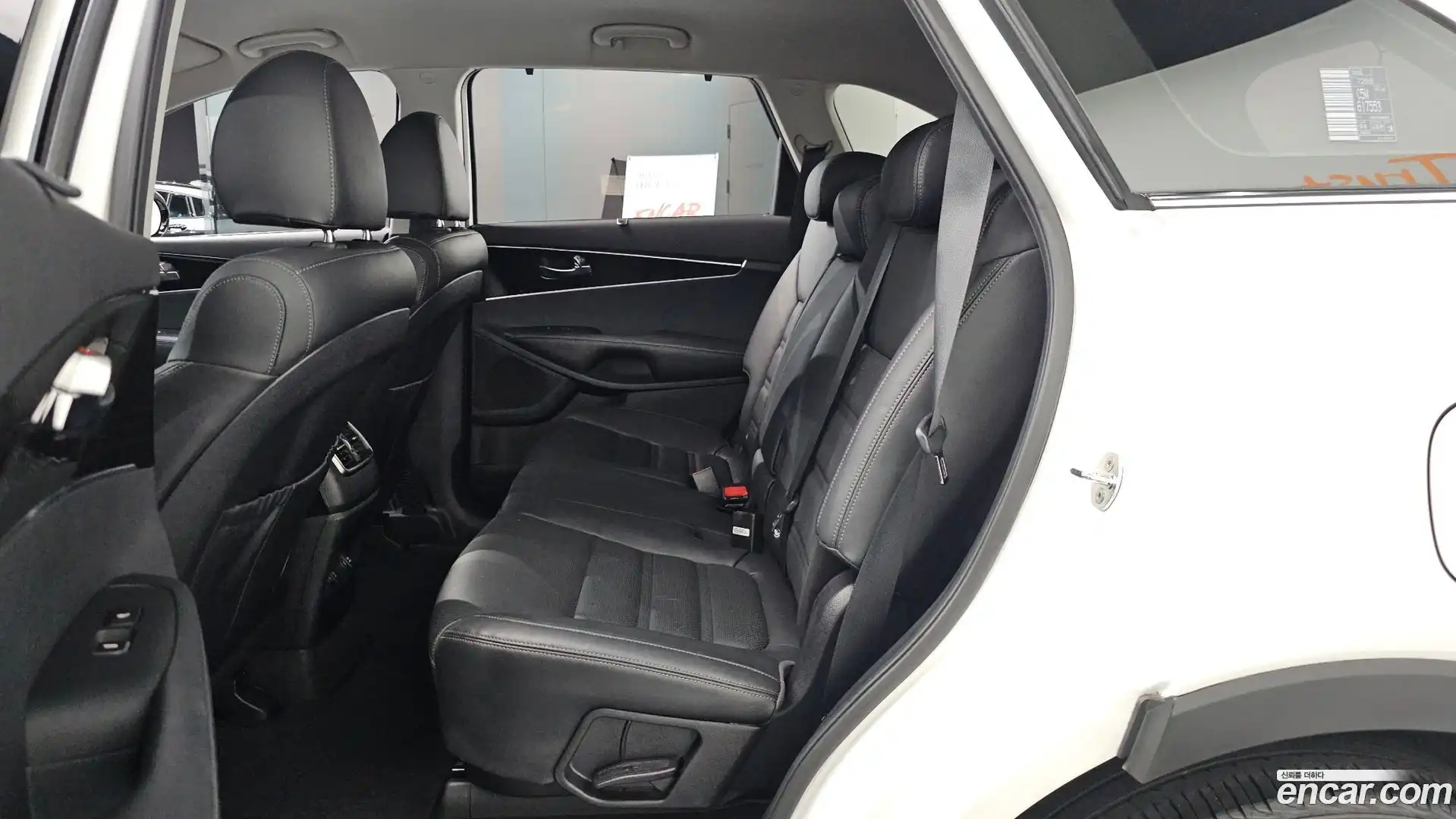 Sorento Kia 2019.8-INNER-036