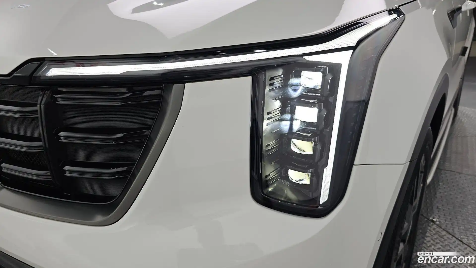 Sorento Kia 2024.1-OUTER-032