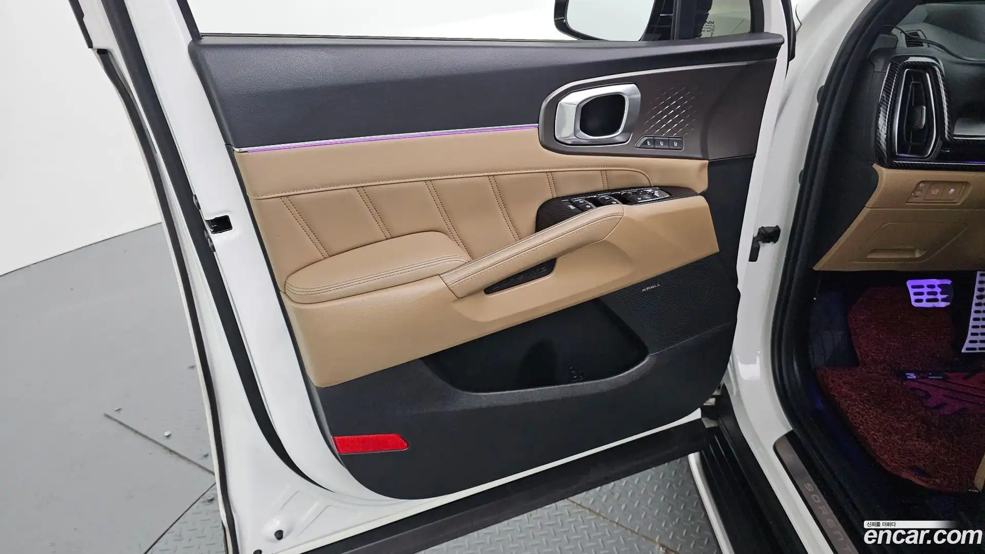 Sorento Kia 2024.1-INNER-034