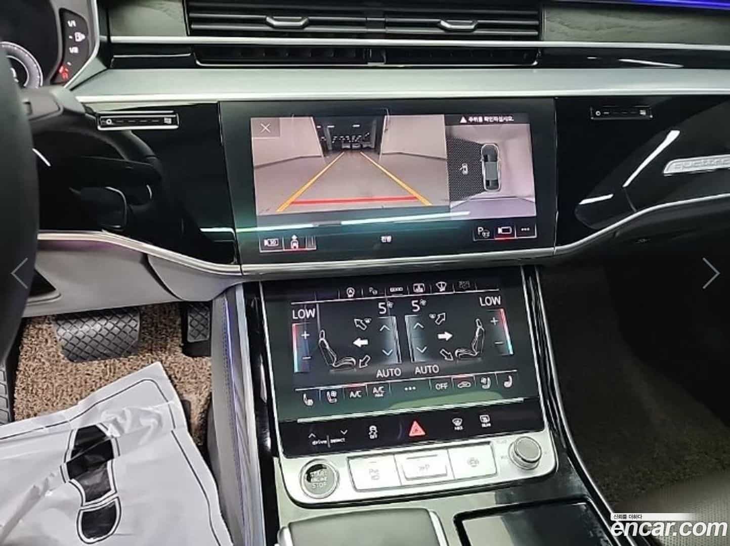 A8 Audi 2021.11-INNER-010