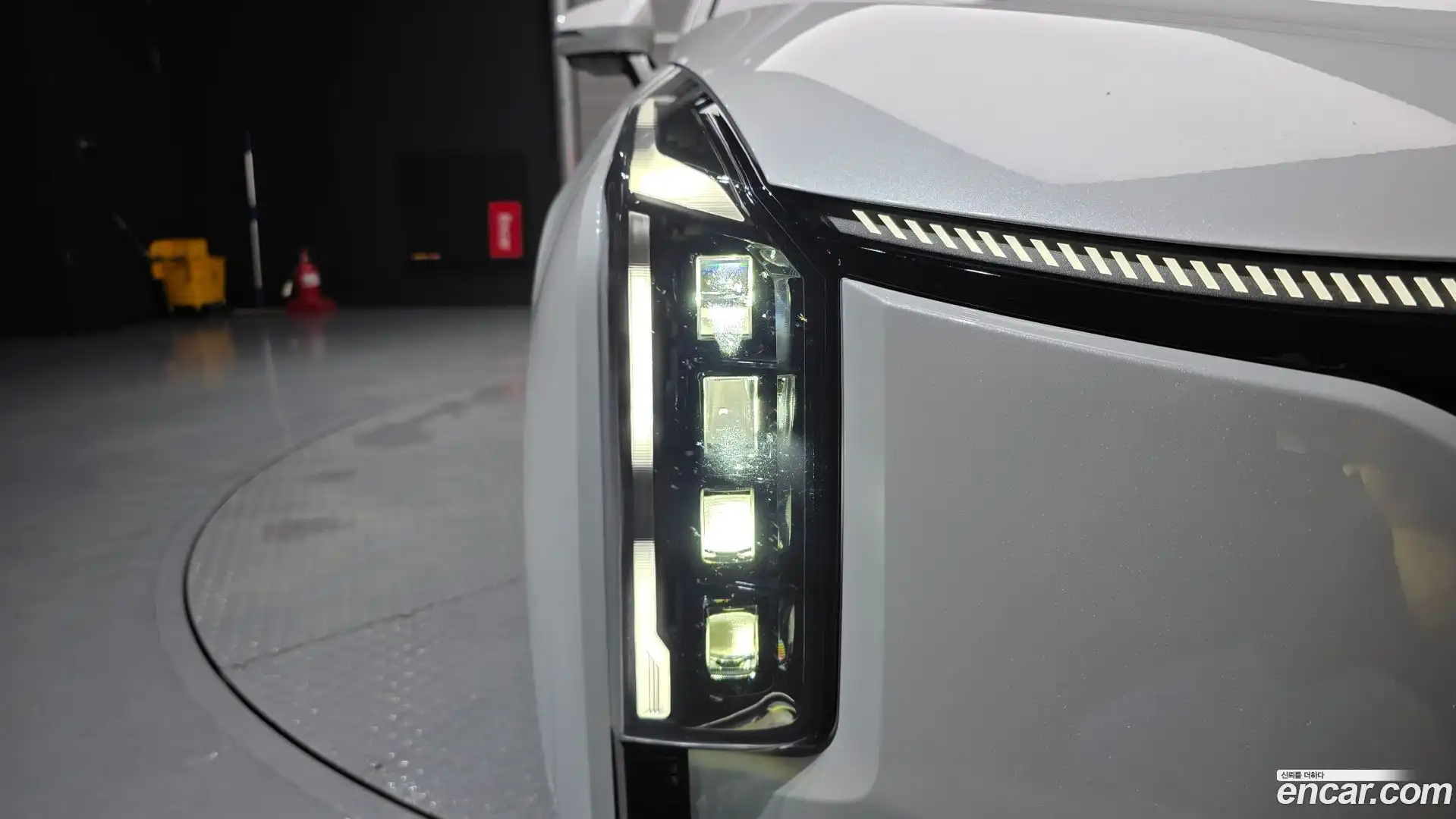 K8 Kia 2025.10-OUTER-032