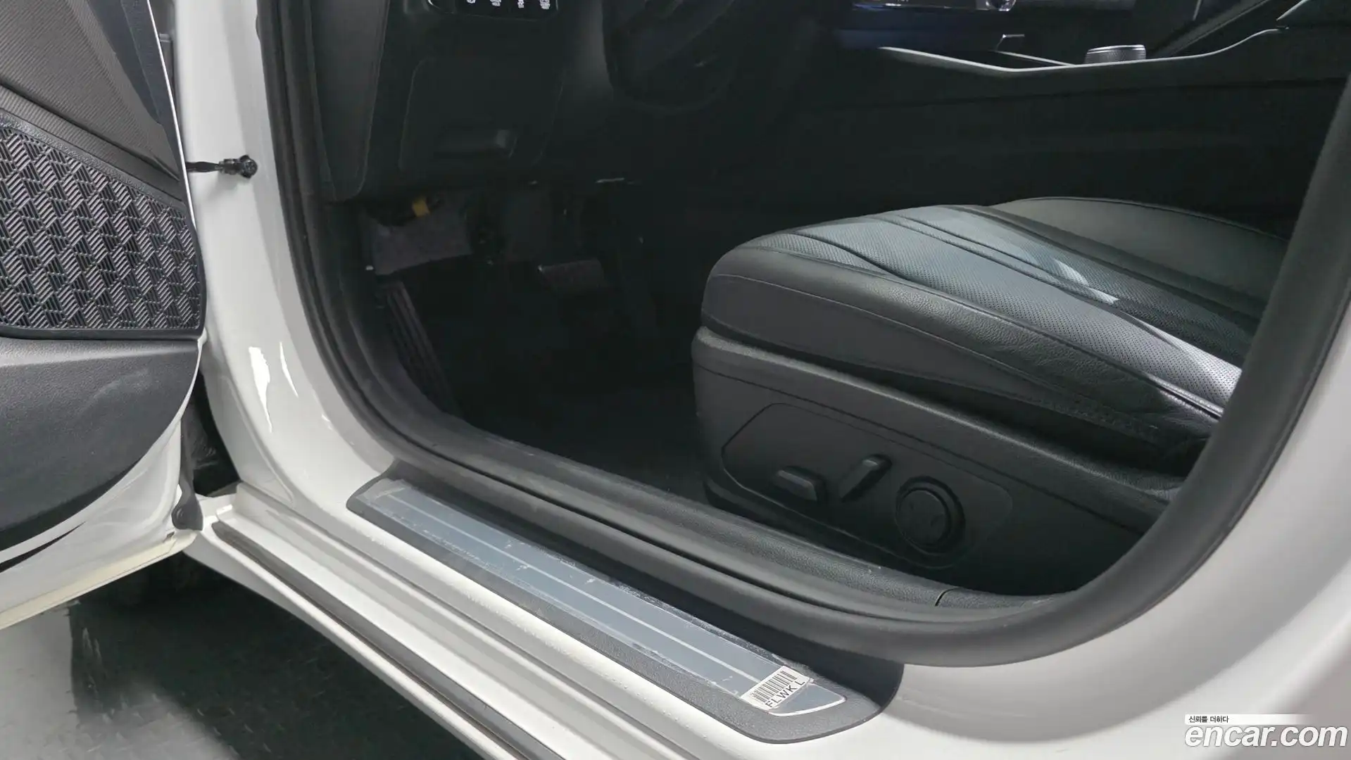 K8 Kia 2025.10-OPTION-044