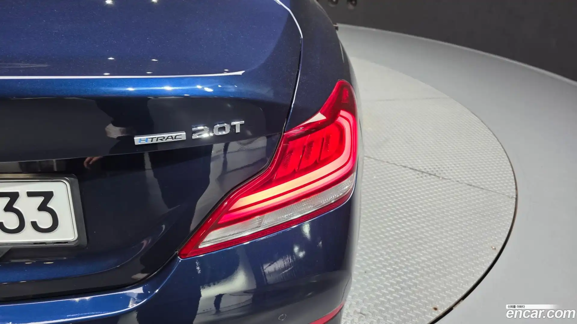 G70 Genesis 2019.0-OUTER-033