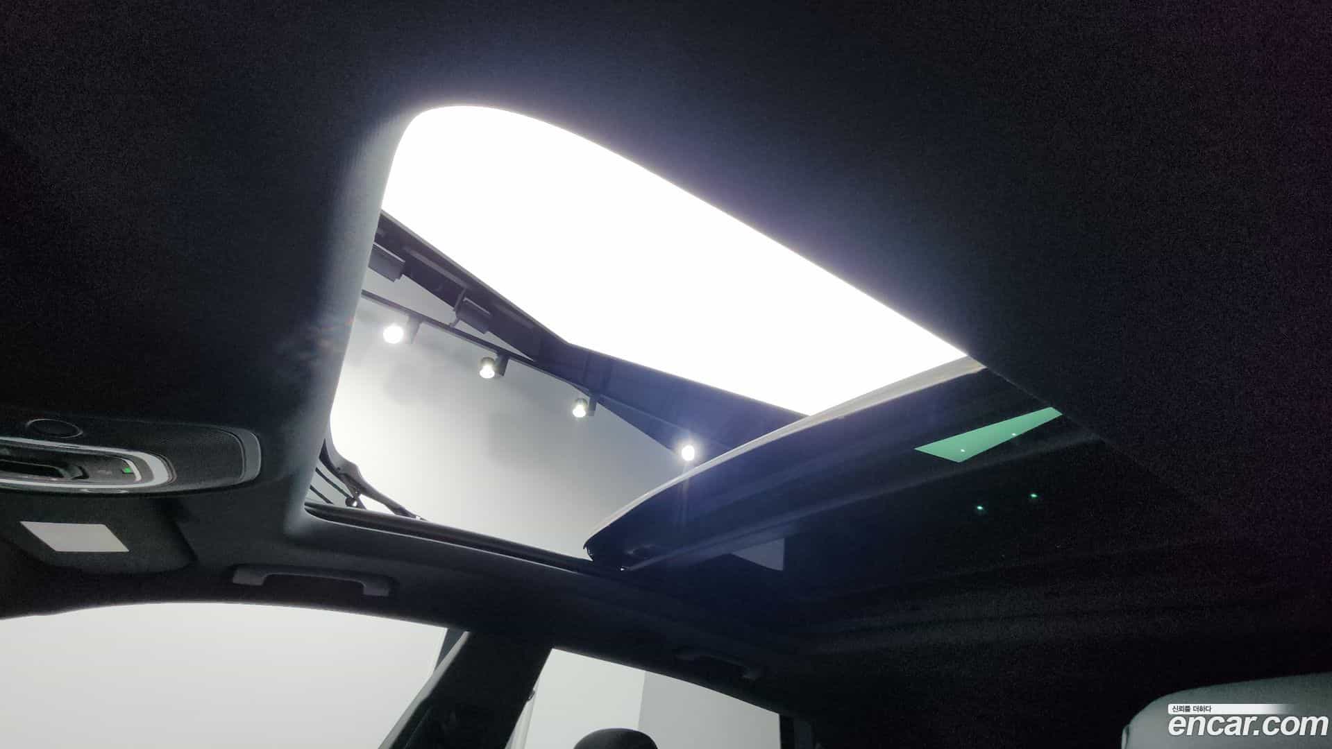 Q8 Audi 2023.11-OPTION-020